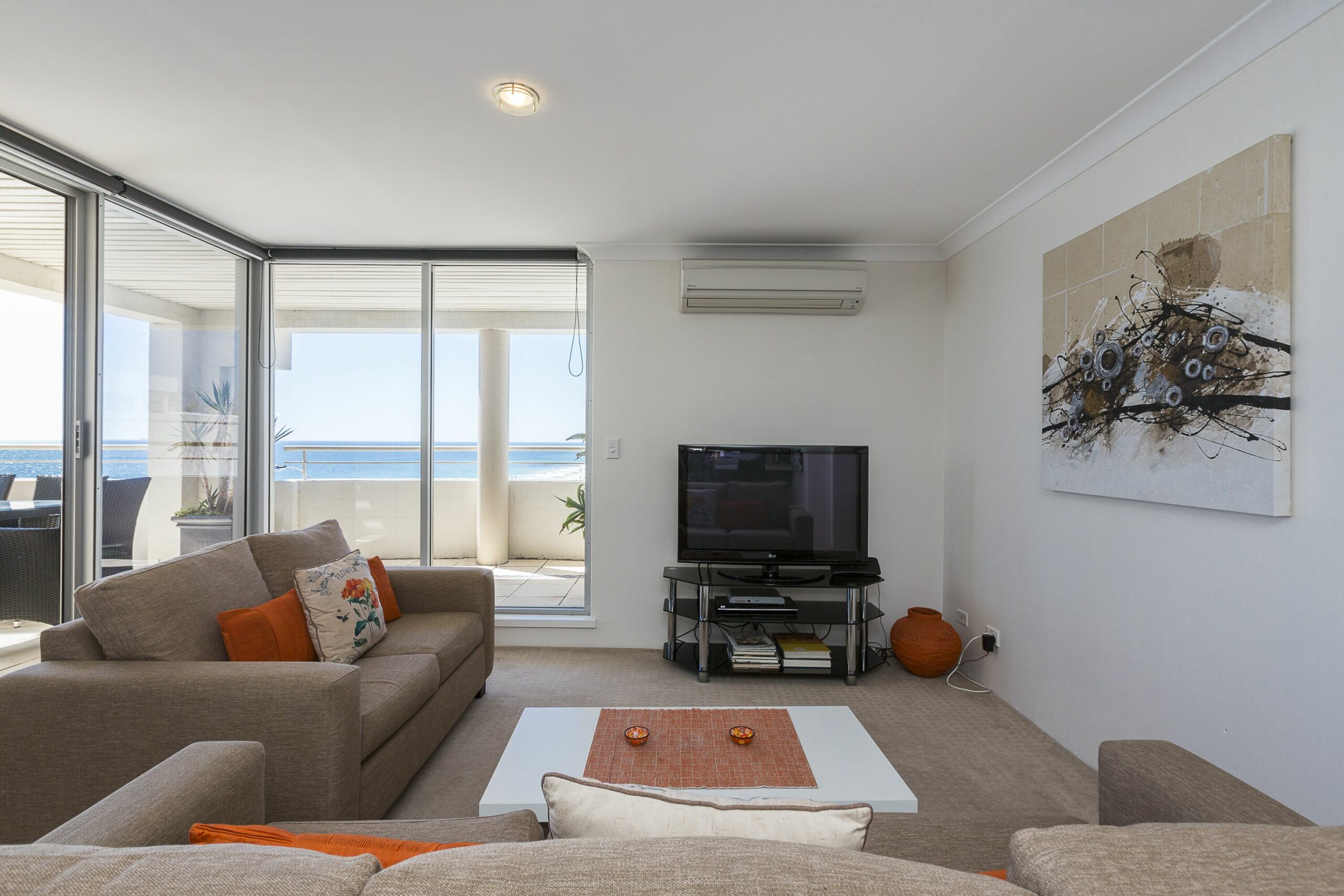 Gold Sands Beach Apartment