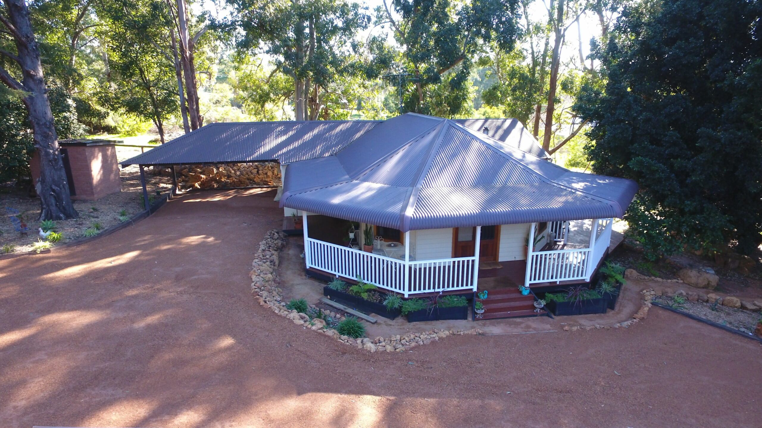 Oak Tree Cottage - Characterful and Spacious