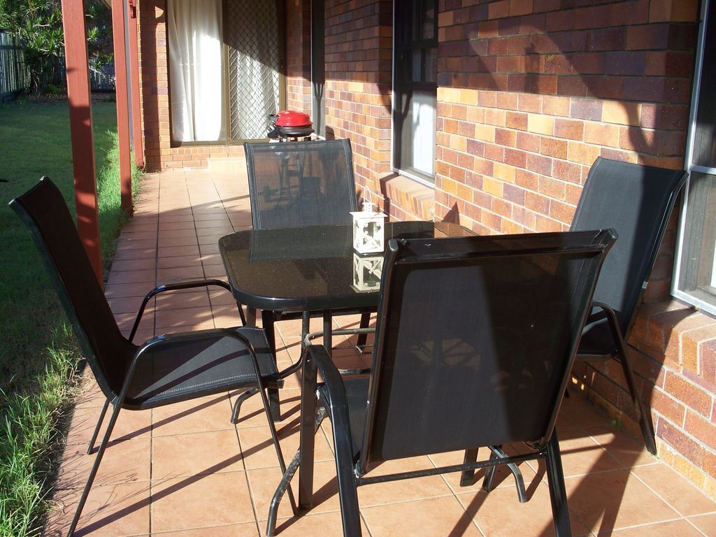 Dog Friendly Holiday House At Red Beach