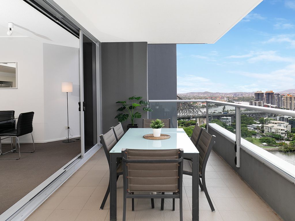 Executive 3 Bedroom Family Suiteriver Viewswifibrisbanecarpark