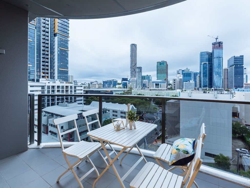 ★Modern and Elegant★ 2 Bed Apt @ Southbank