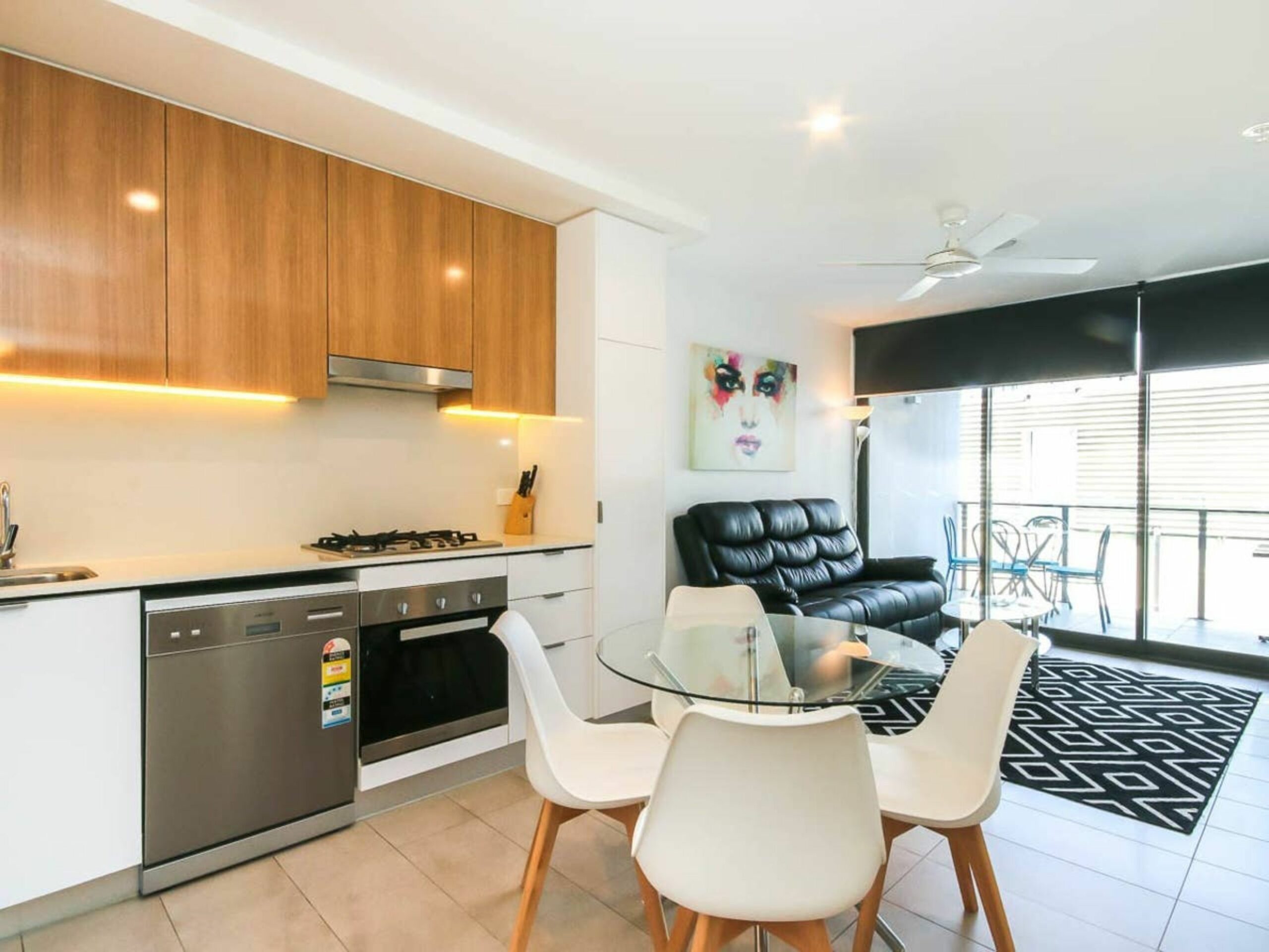 Chic Apartment In Walking Distance To Southbank