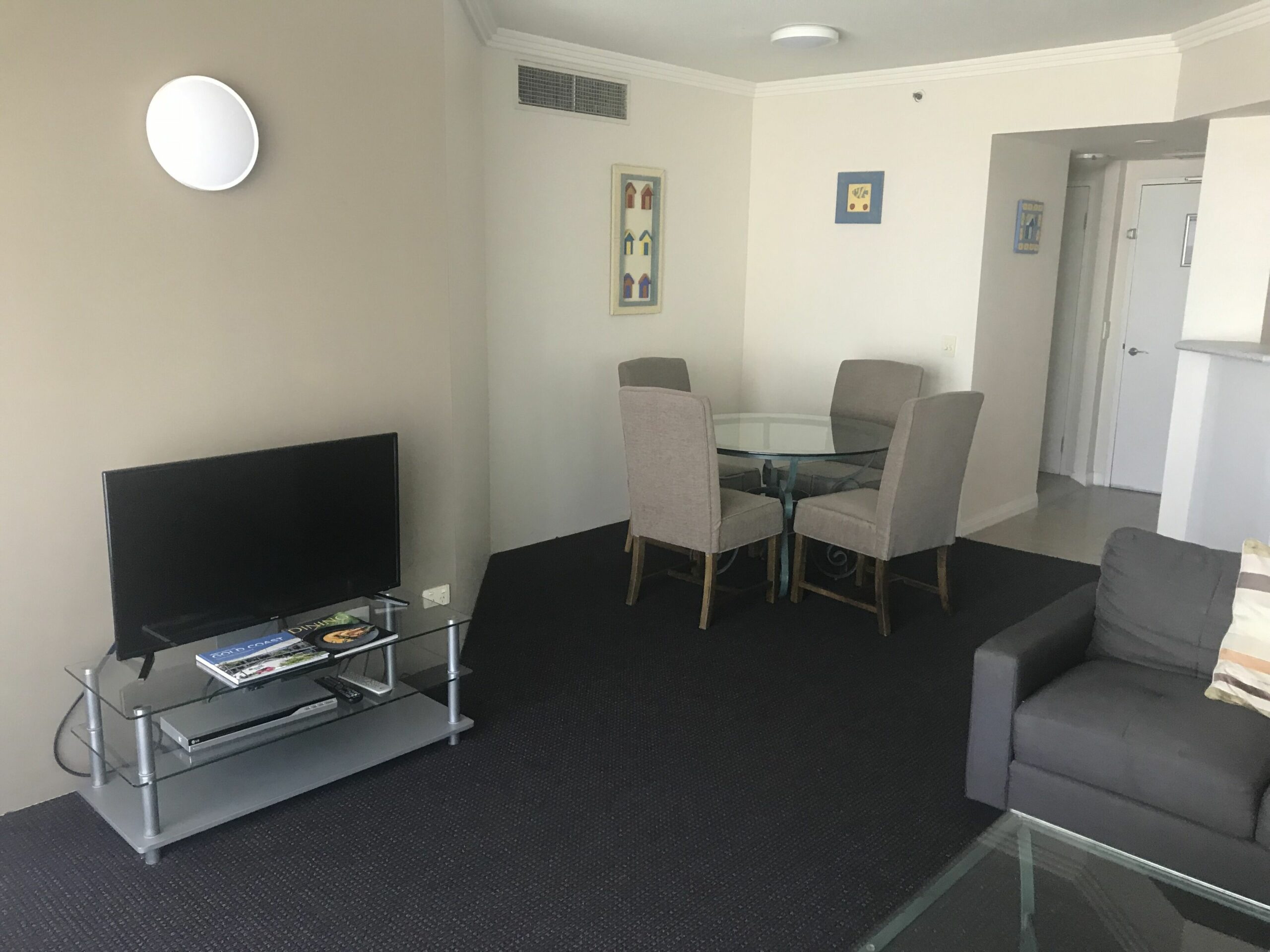 Crown Towers 1 Bedroom Apartment