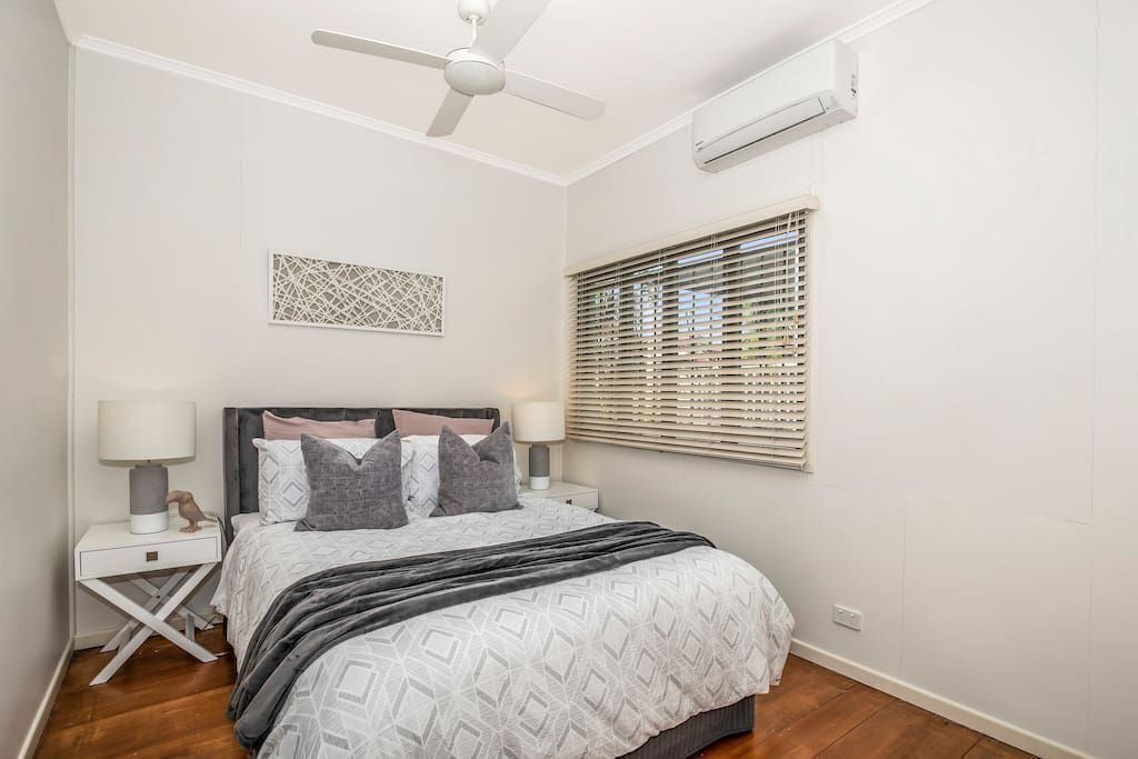 Paddington Central · Paddington Central Sleeps 15, 400m Caxton Street