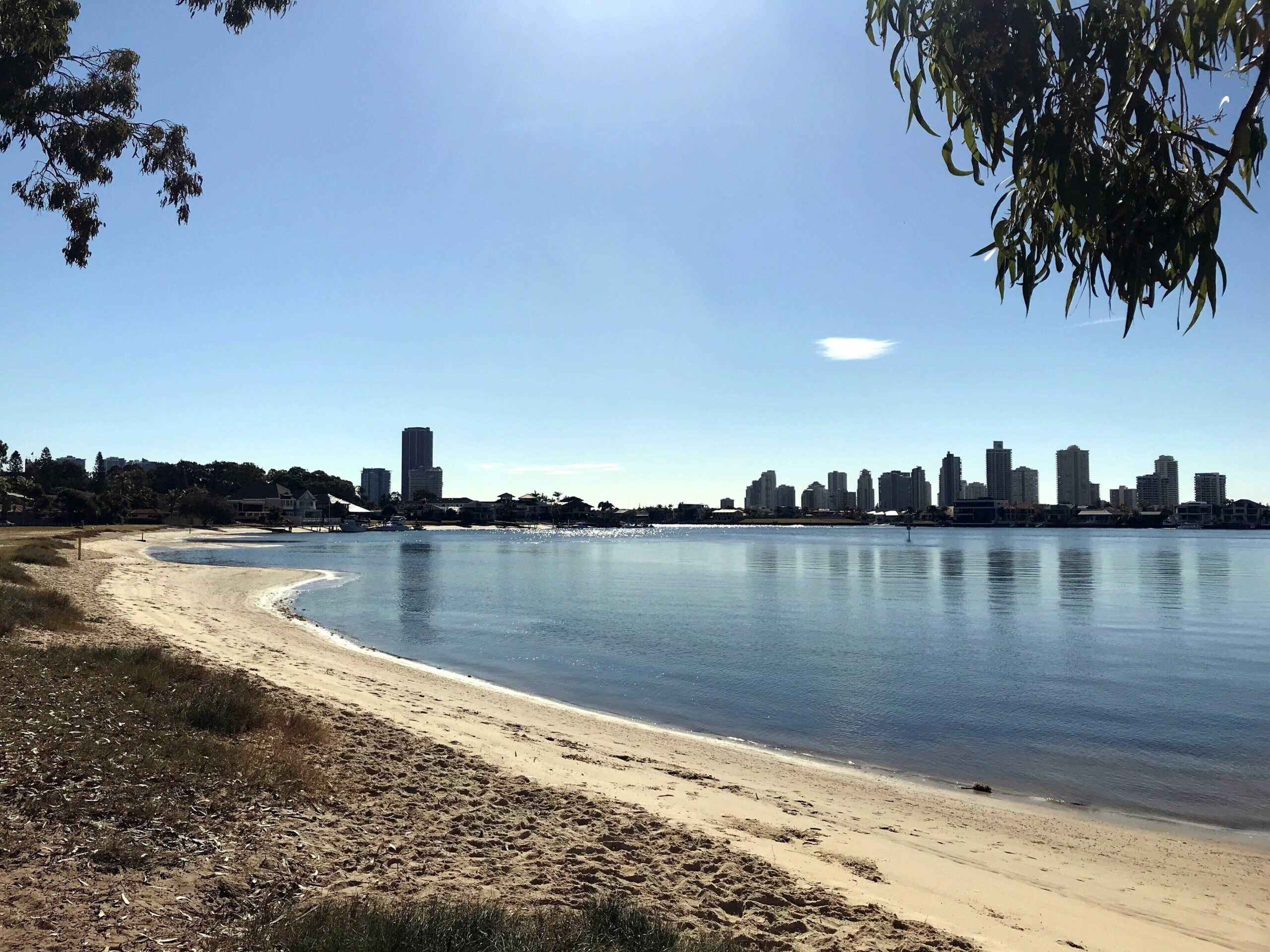 Surfers Beach Cottage Pet Friendly