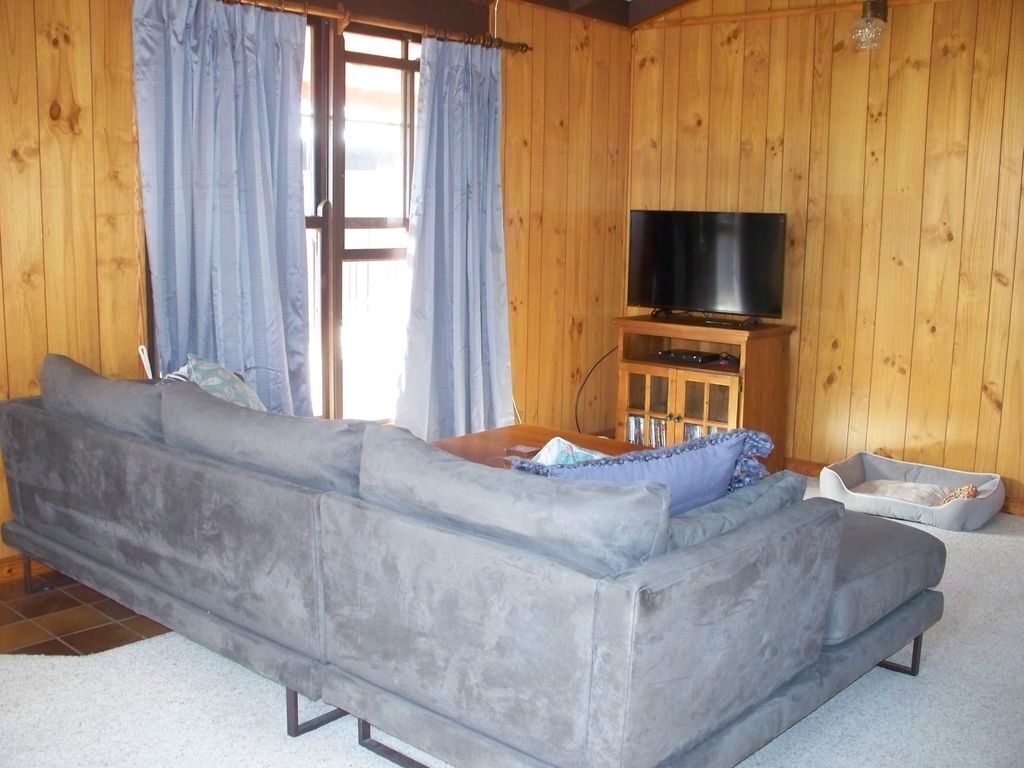 Dog Friendly Holiday House At Red Beach