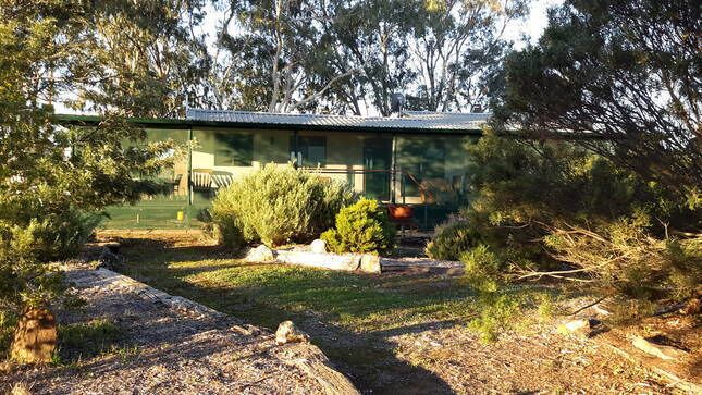 Trees Hideaway Secluded Farm getaway