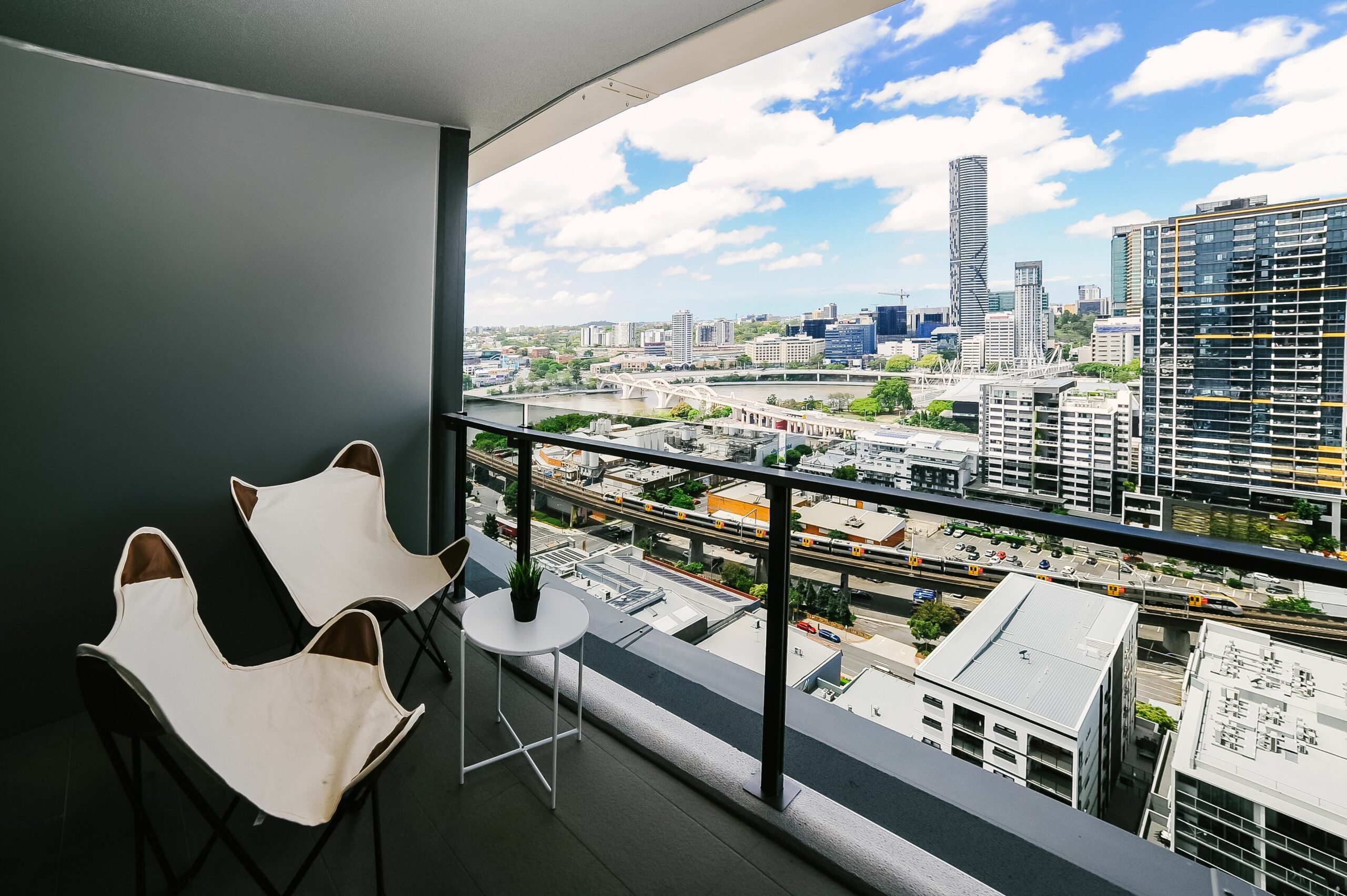 Brisbane One Apartment 3 Bedroom