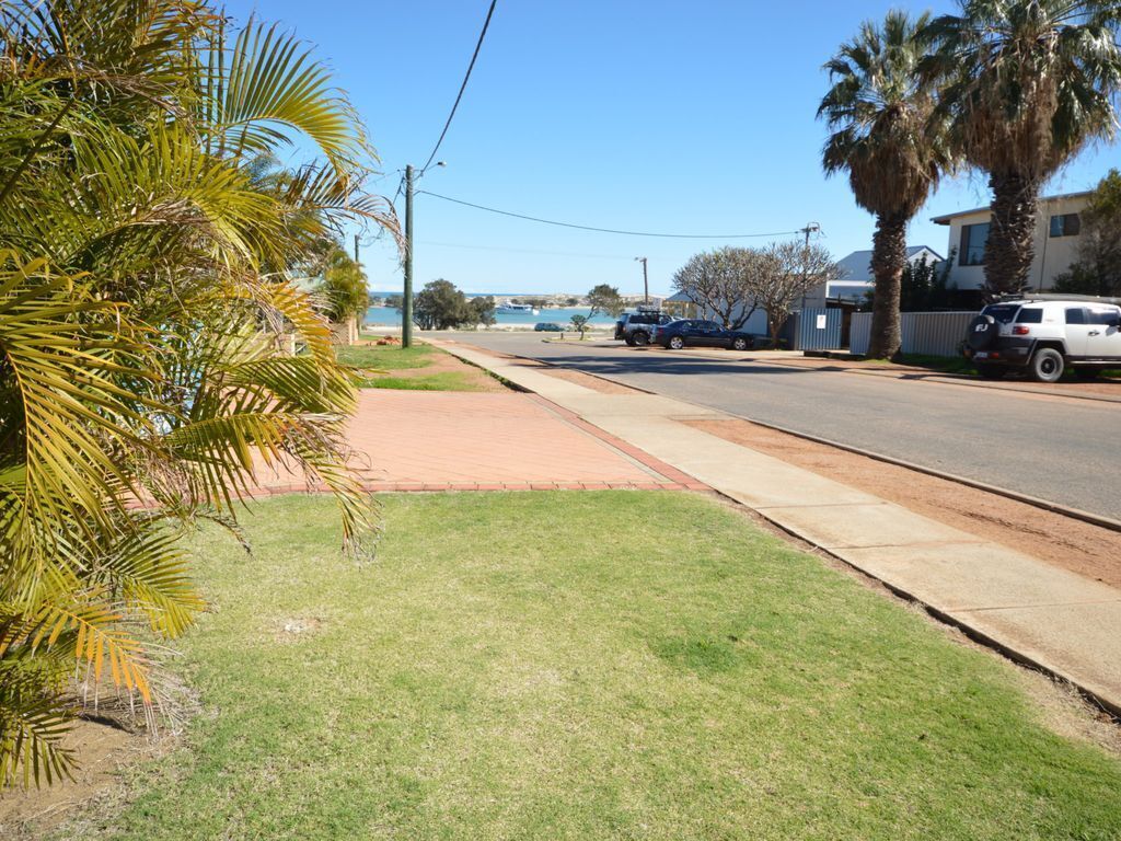 Blue Ocean Villa 2 - Kalbarri, WA