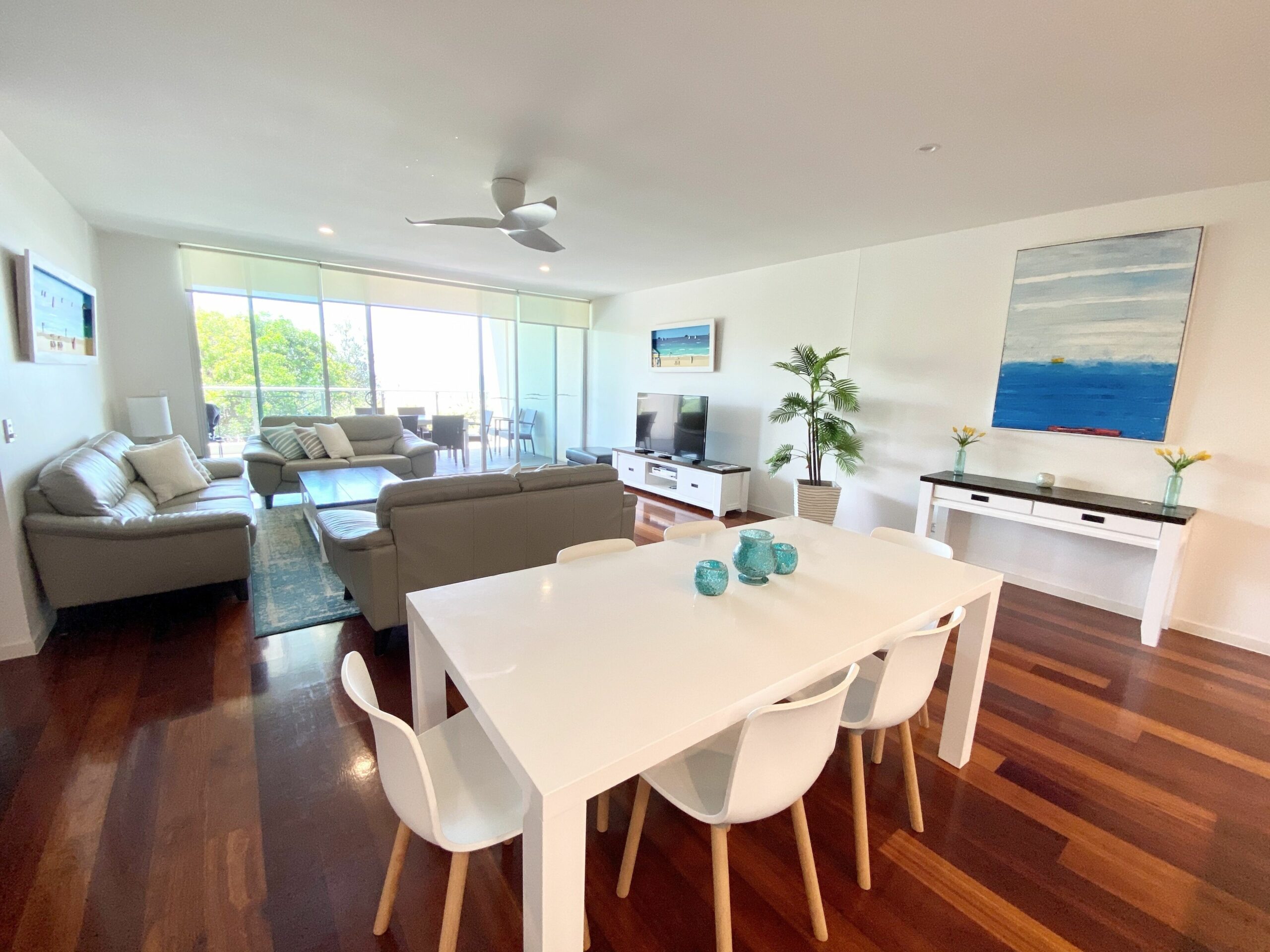 SPACIOUS BEACH PAD – AMAZING OCEAN VIEWS - CABARITA BEACH