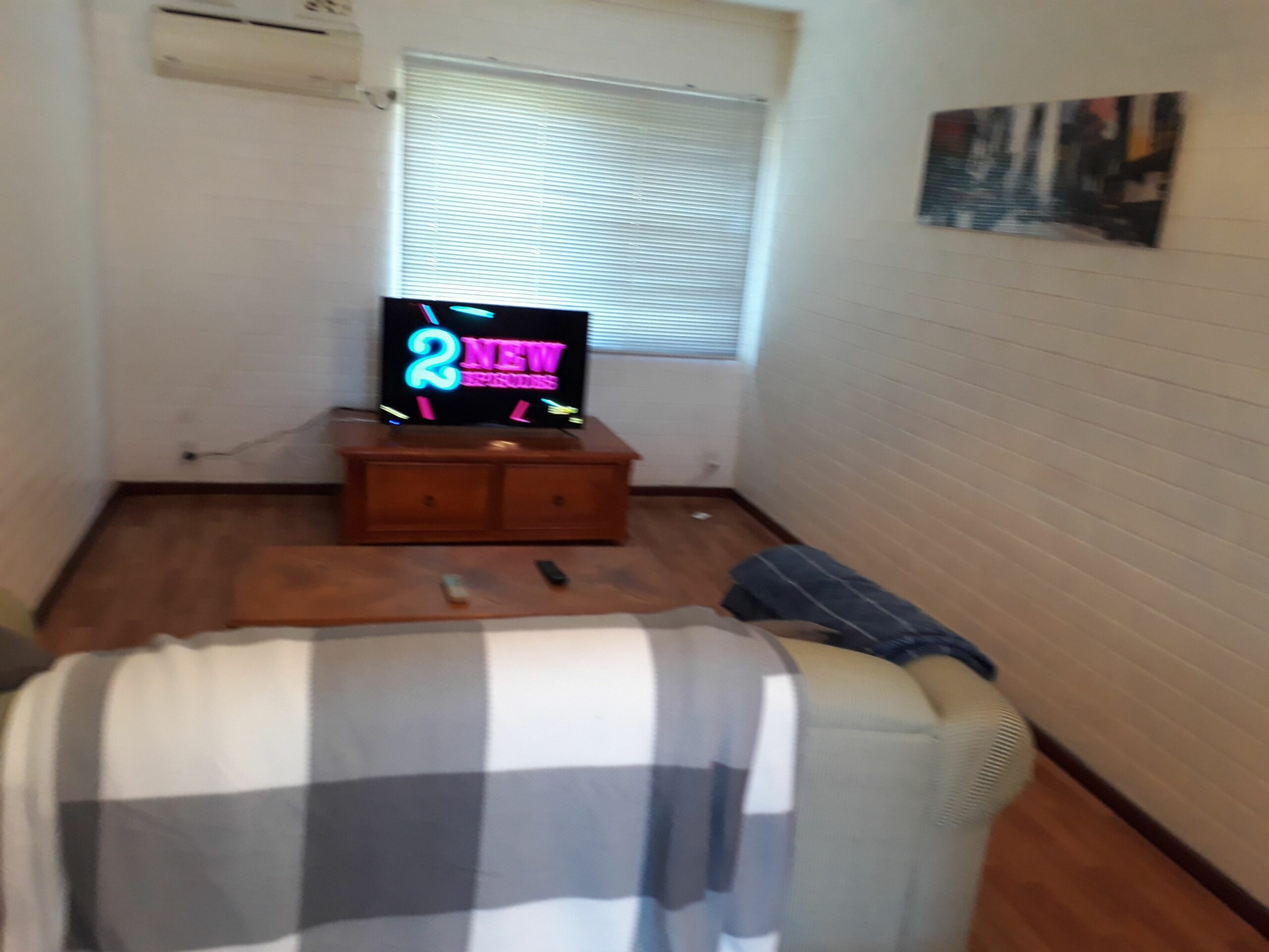 Affordable Apartment Close to the City, Cafes & Shopping