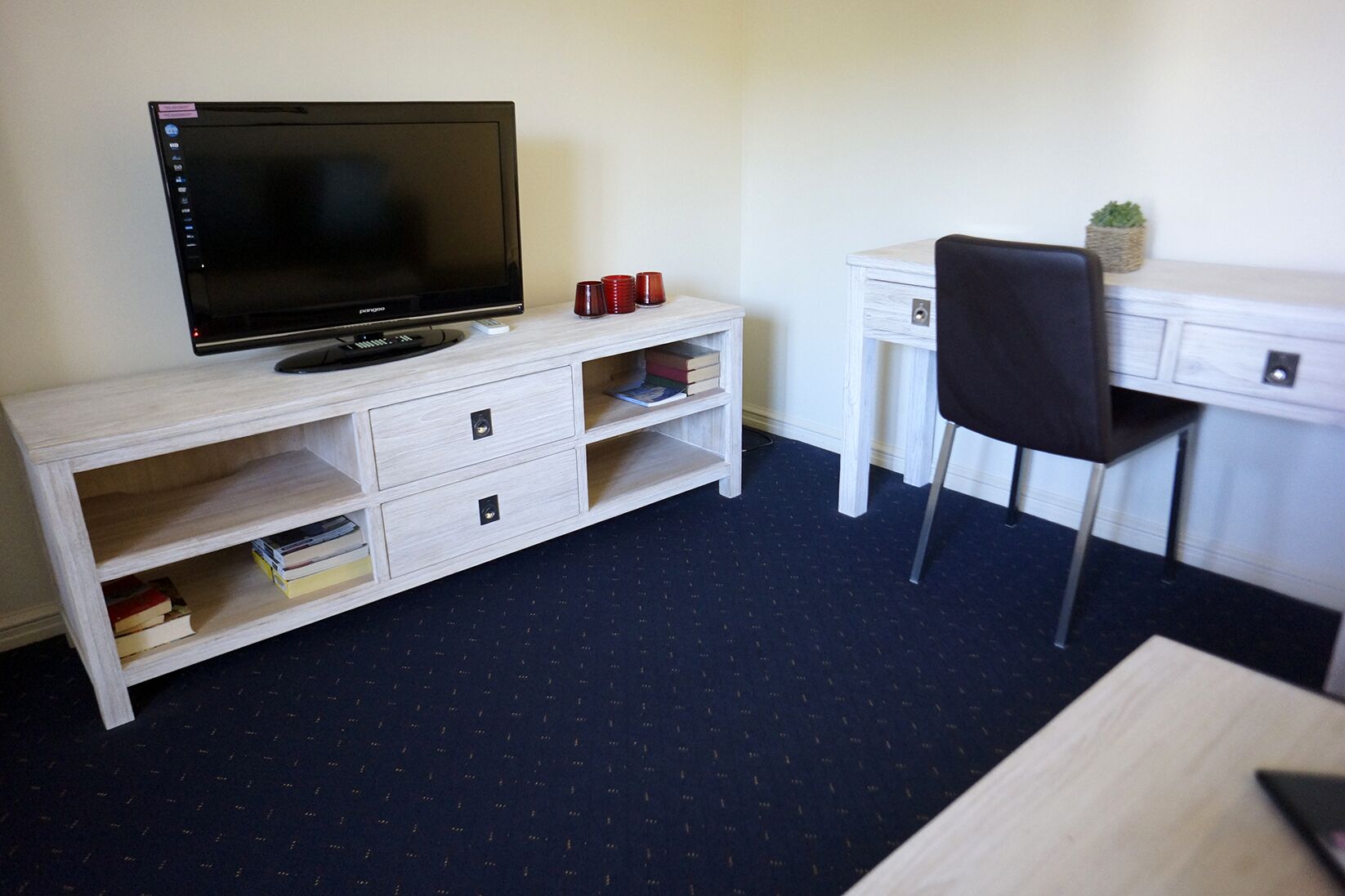 Executive 1 Bedroom Apartment in South Fremantle