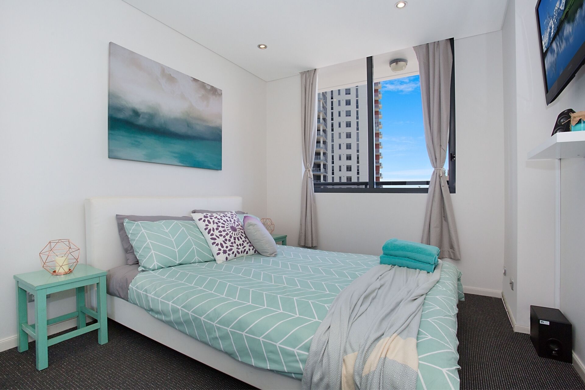 Immaculate 3 Bedroom Apartment Central Gold Coast. Modern Stylish