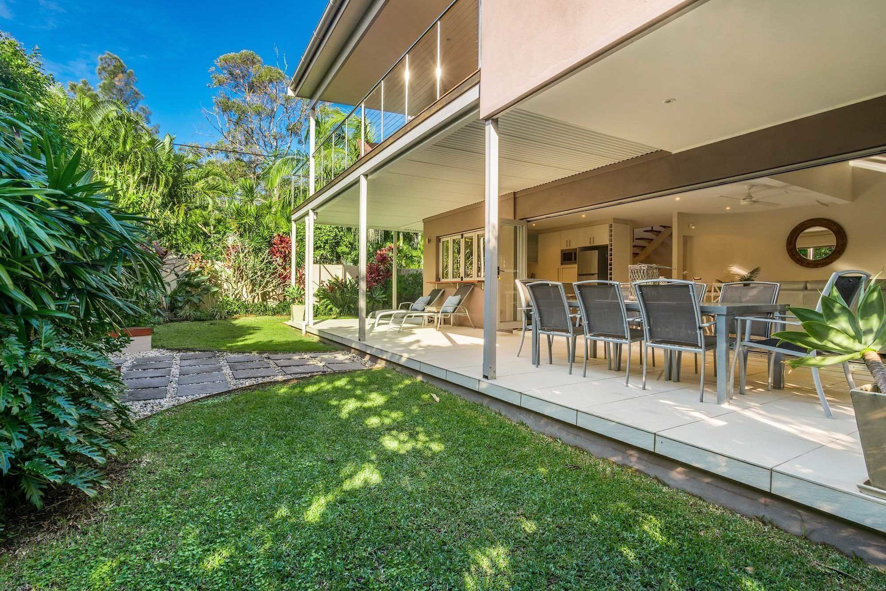 A Perfect Stay Byron Beach Style - 'golden Grid' Holiday House