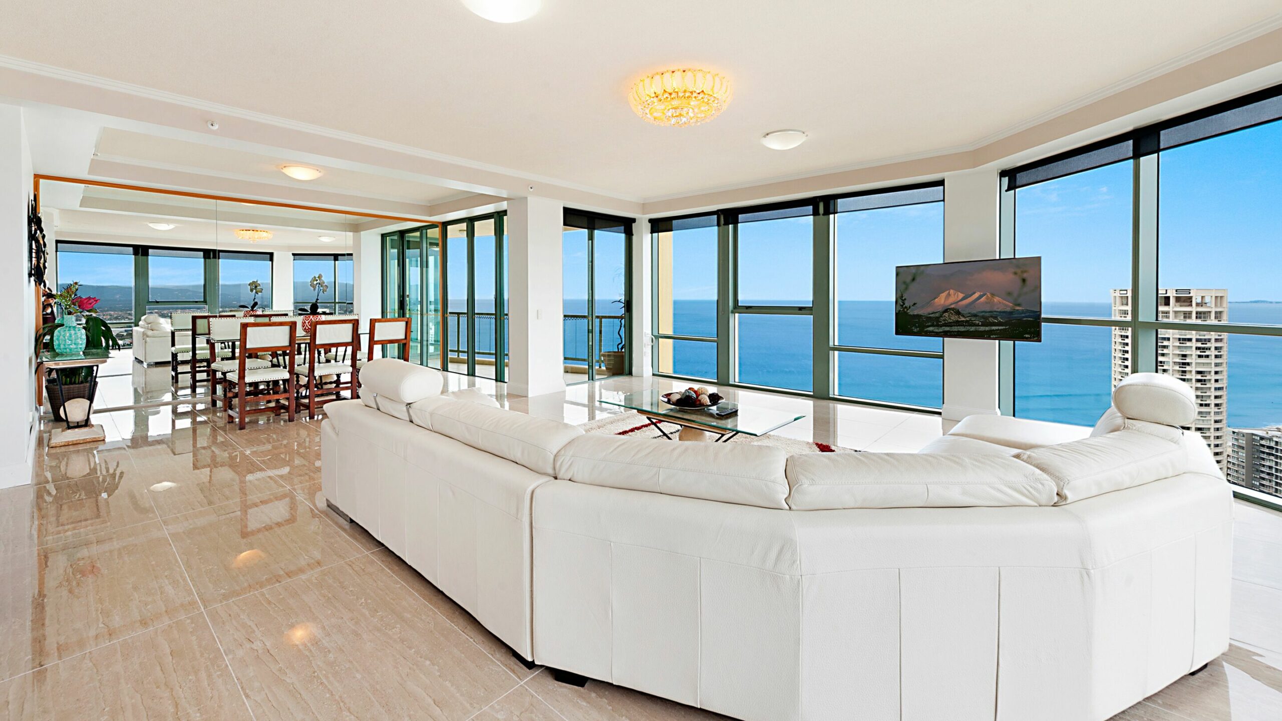 Surfers Paradise Luxury Apartment Ocean Front Panorama