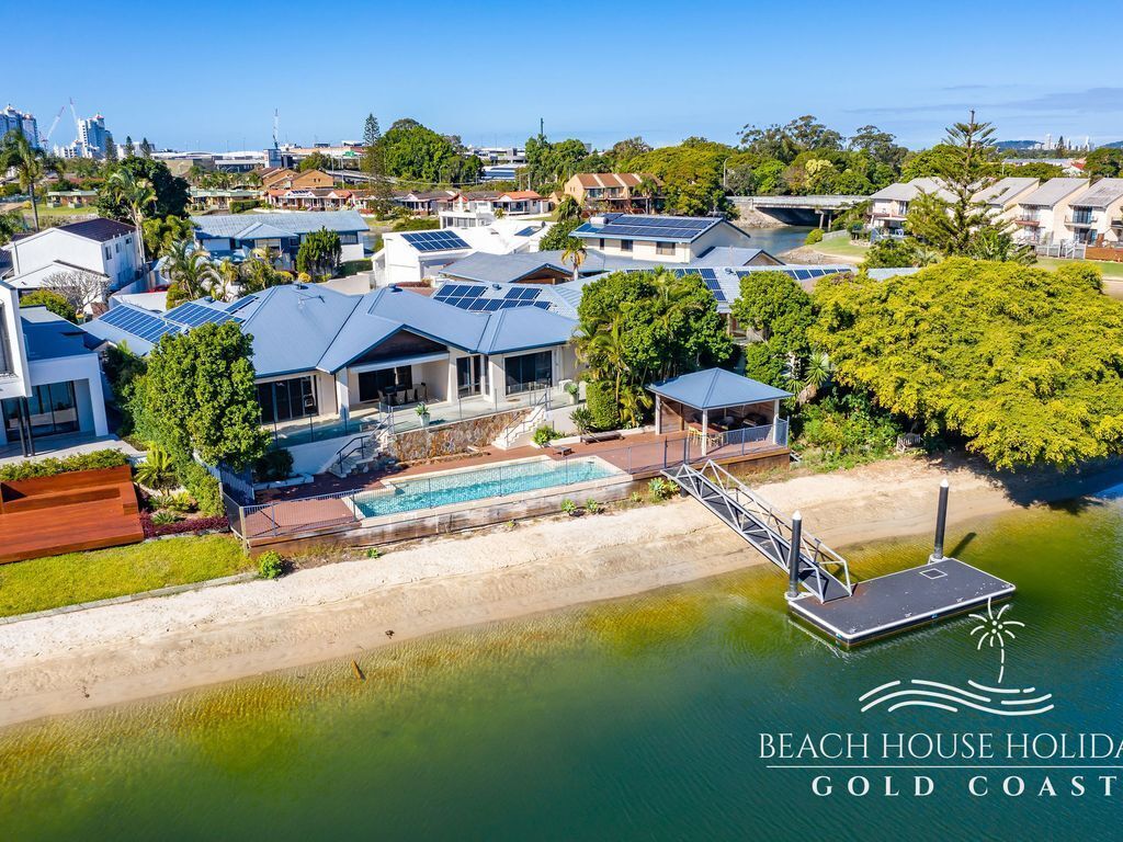 Maureen Waterfront Beach House