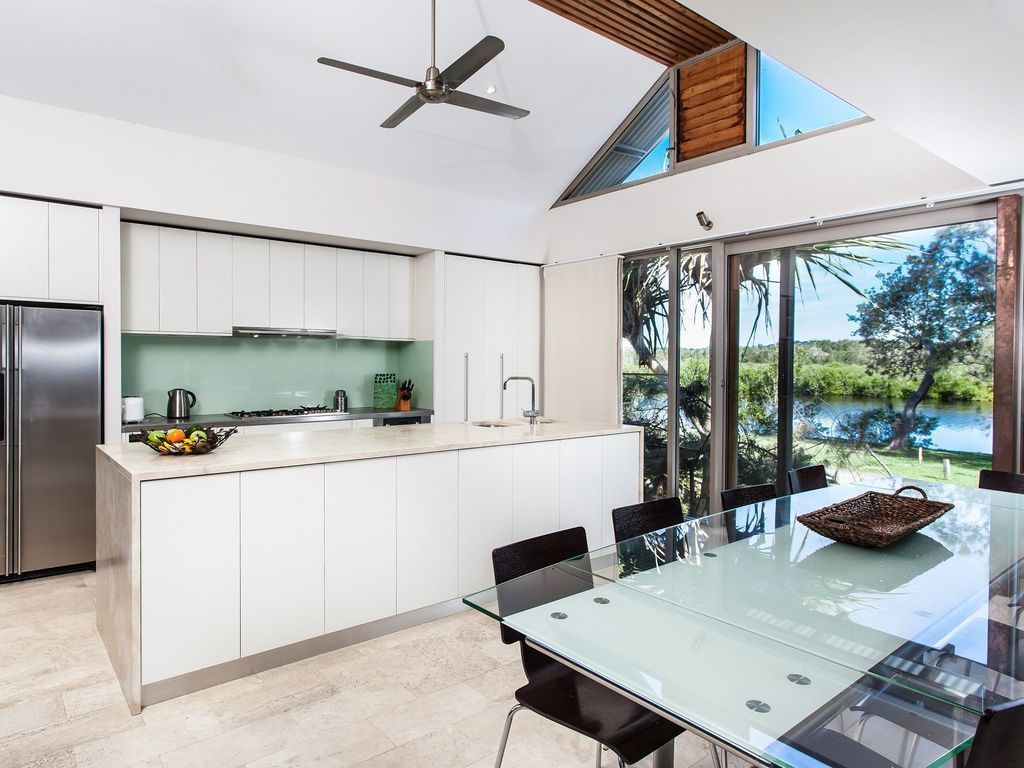 18A Childe Street, Belongil Beach - Belongil Beach Pavilion House