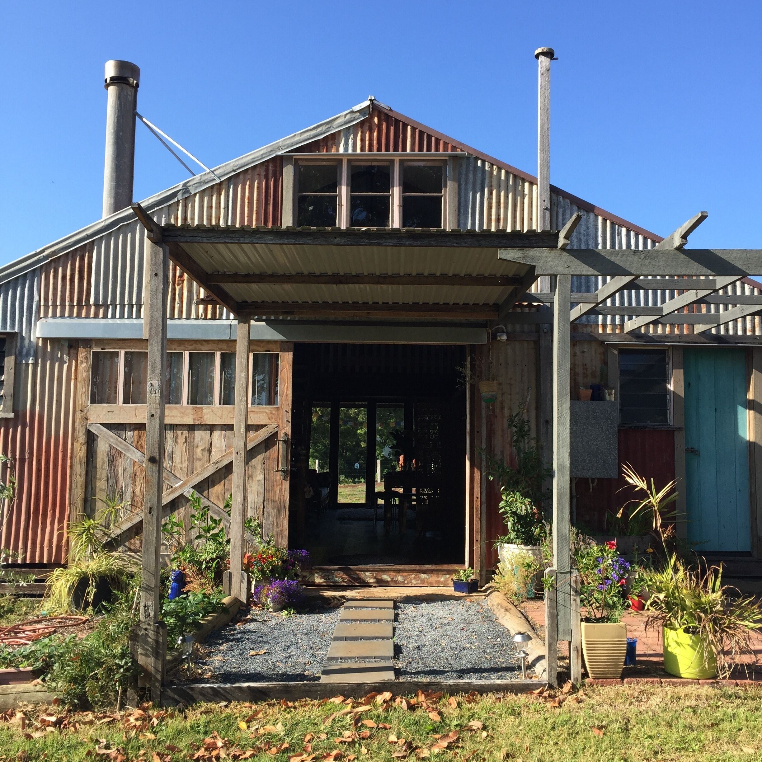 Byron Bay's Historic Barnstay!