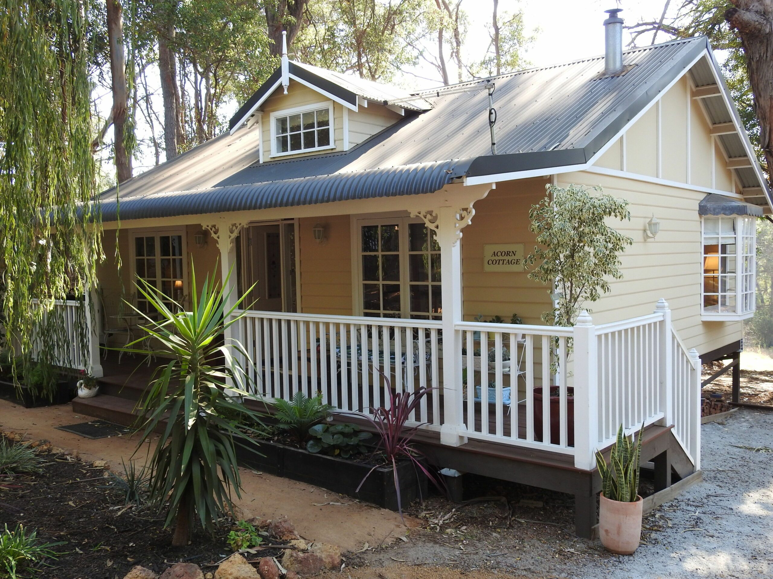 Acorn Cottage - Dreamy & Idyllic