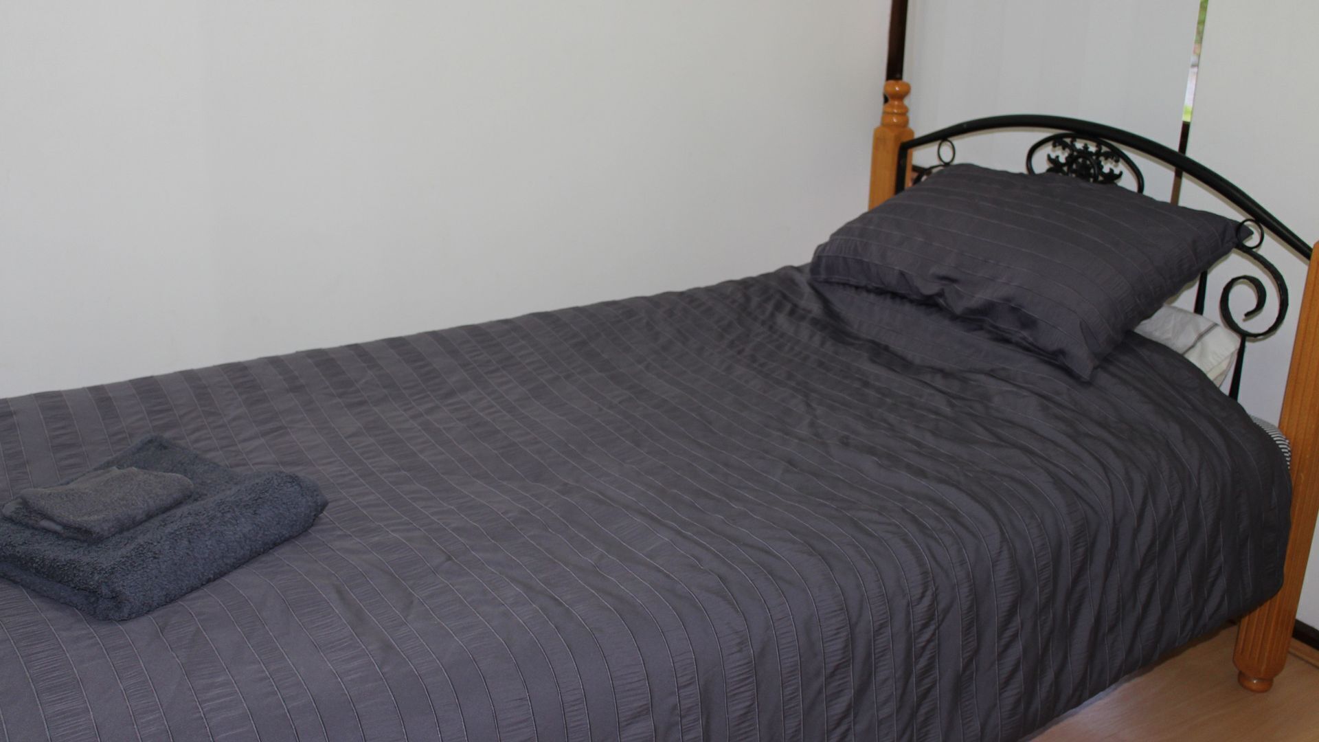 Parkline Vic Park 1 BRM Apartment Wifi + Breakfast