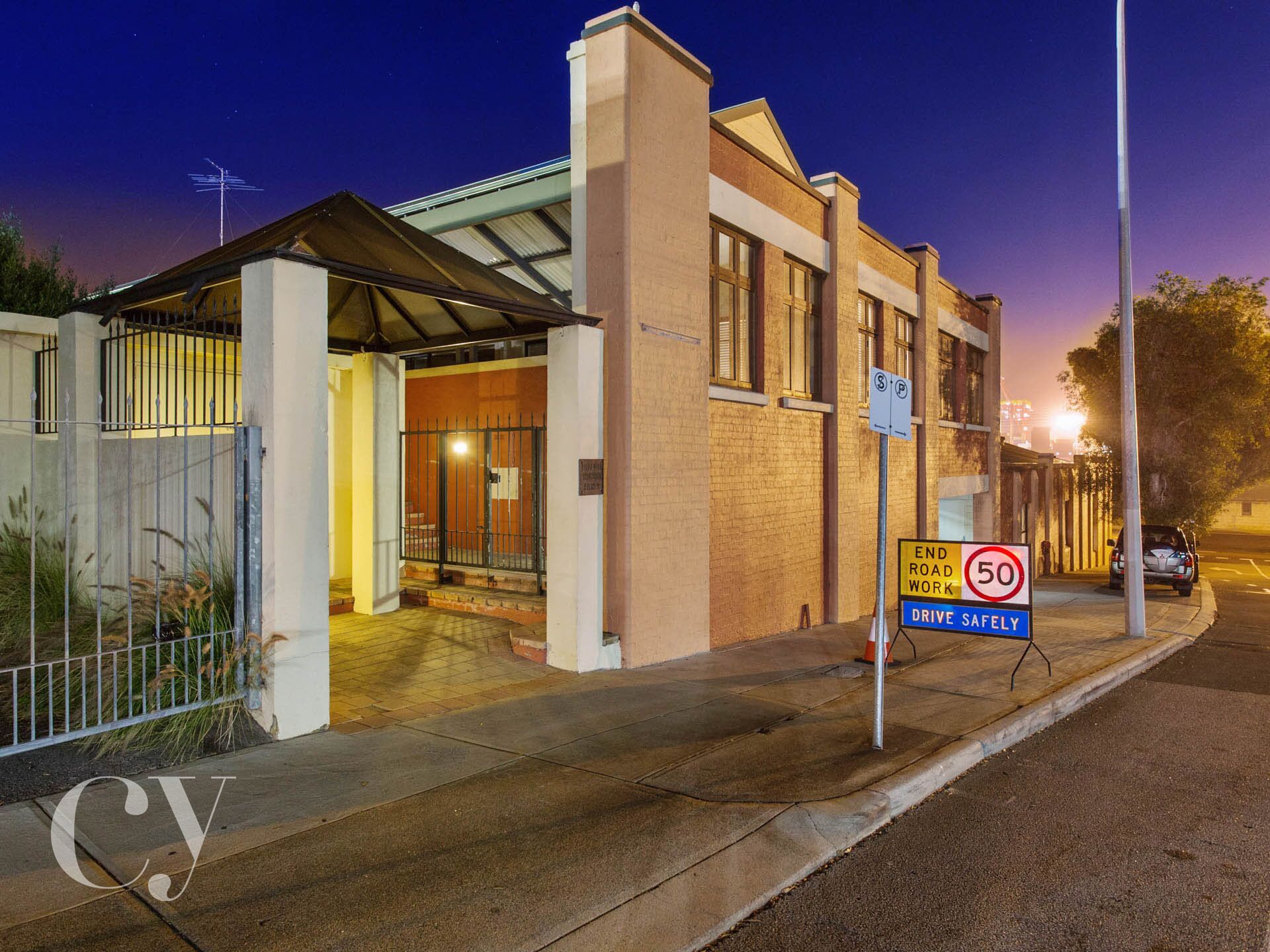 James Street Loft 2BR Harbour Views With Magical Sunsets Walk to Fremantle