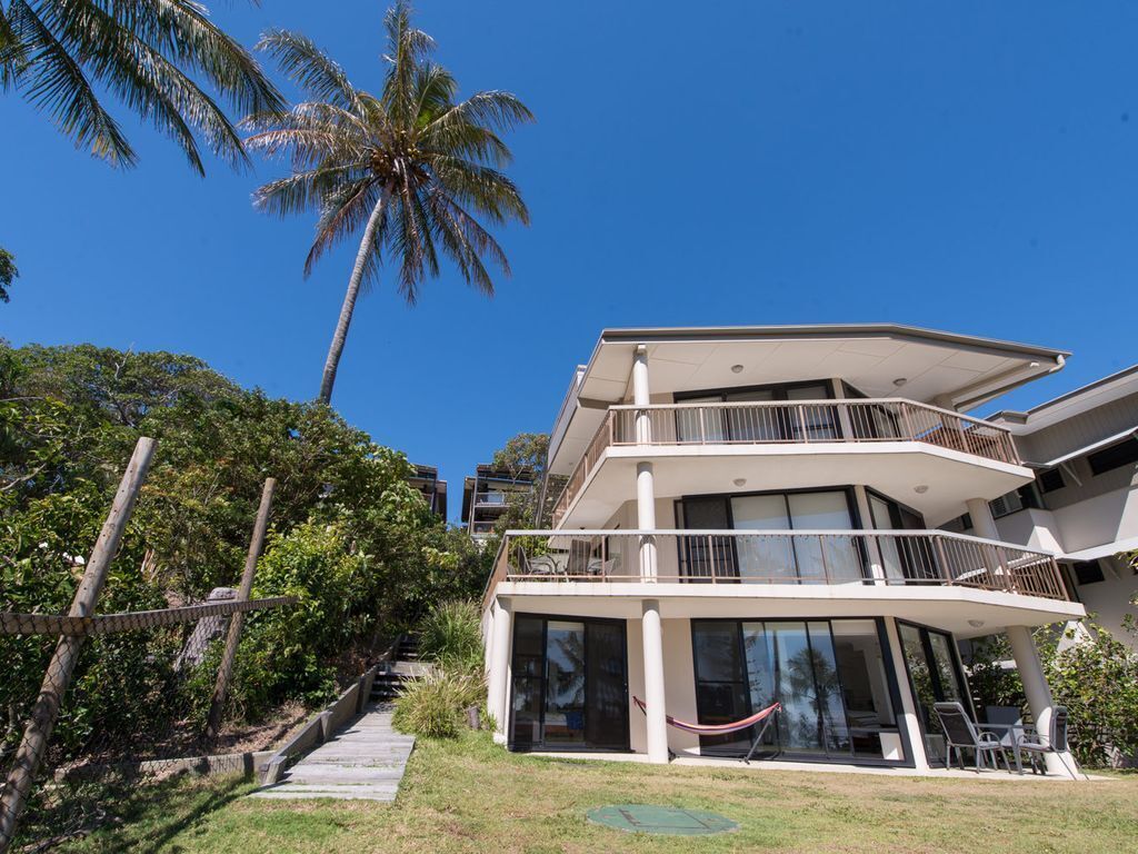 4 Mooloomba – Point Lookout, QLD