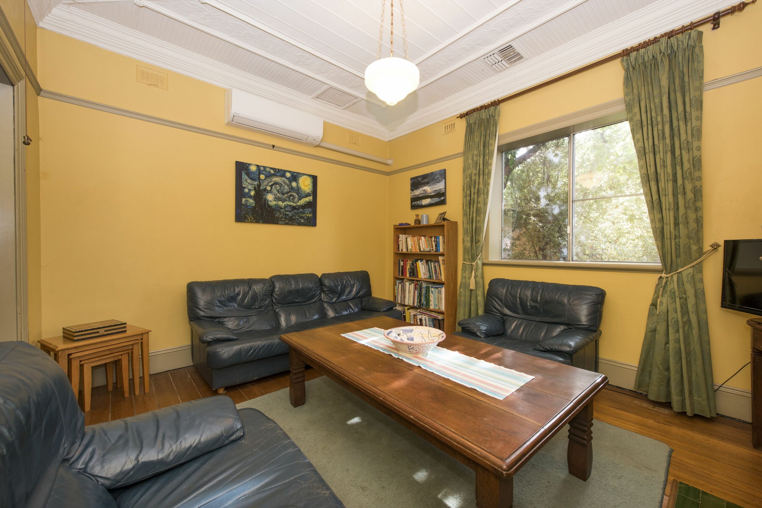 Ideal Mudgee Stay! Central Location - 1-2 Blocks to Anywhere in the Town Centre