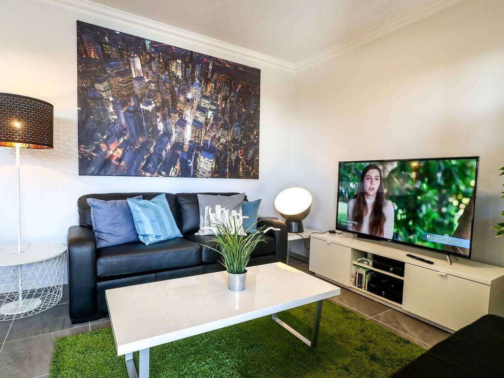 ⚡️VIP Stays NYC Styled Apt near PERTH CBD  Now