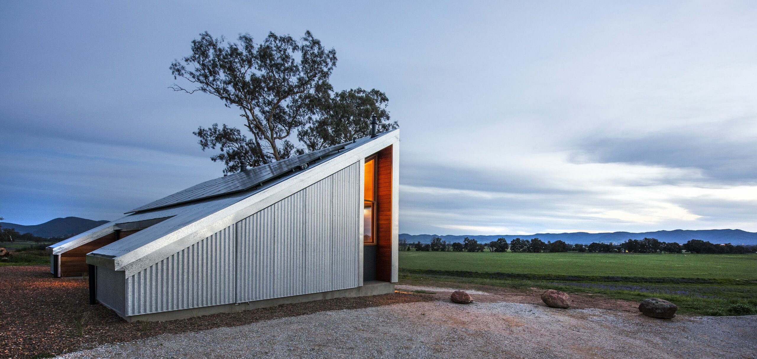 Luxurious Off Grid Eco Hut