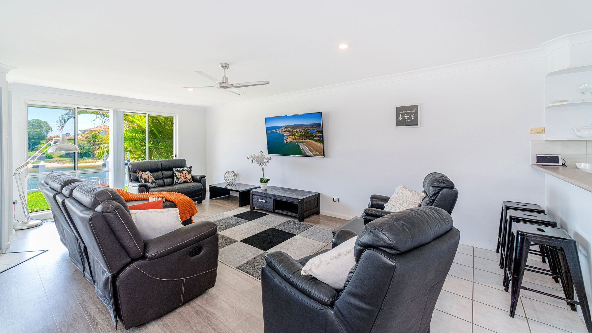 Anchorage, Waterfront Unit in Yamba