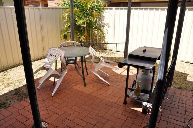 Cannington Home Accommodation House 2 (4 bedrooms & 2 bathrooms)