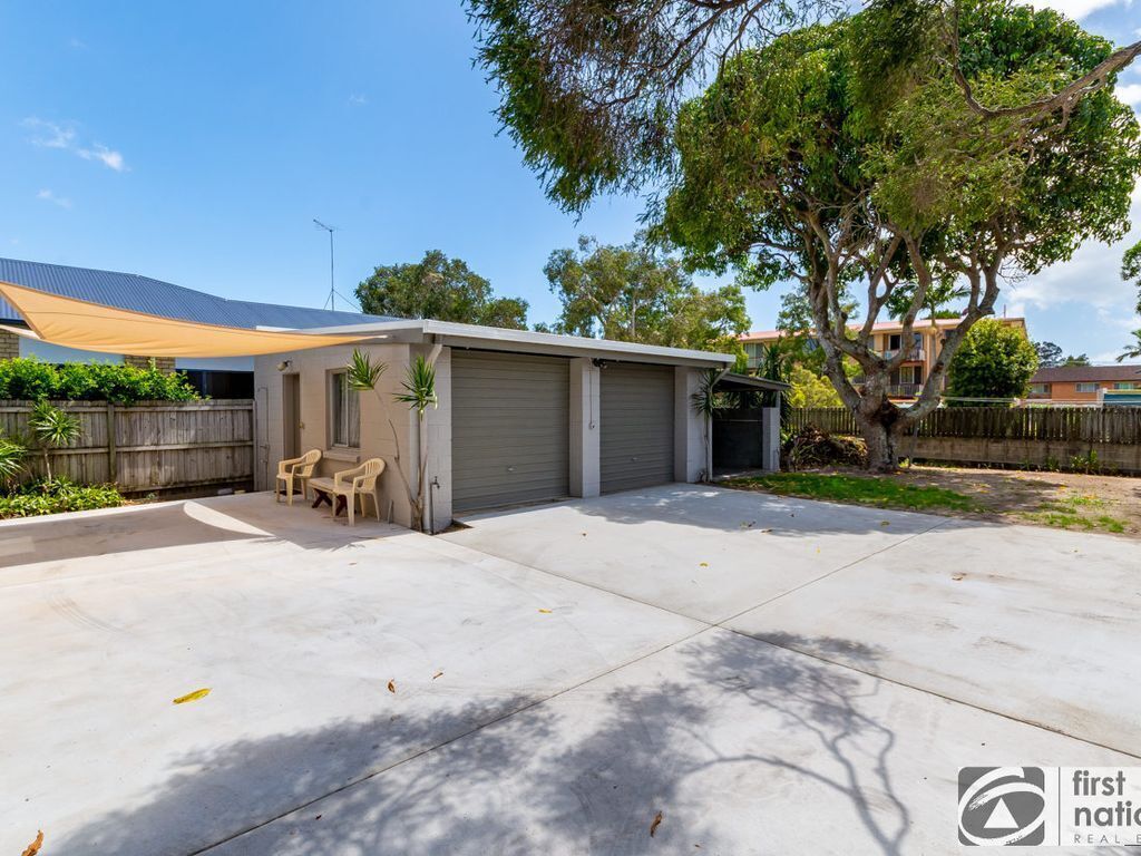 Bring the Family, dog and the Boat to Welsby Pde, Bongaree