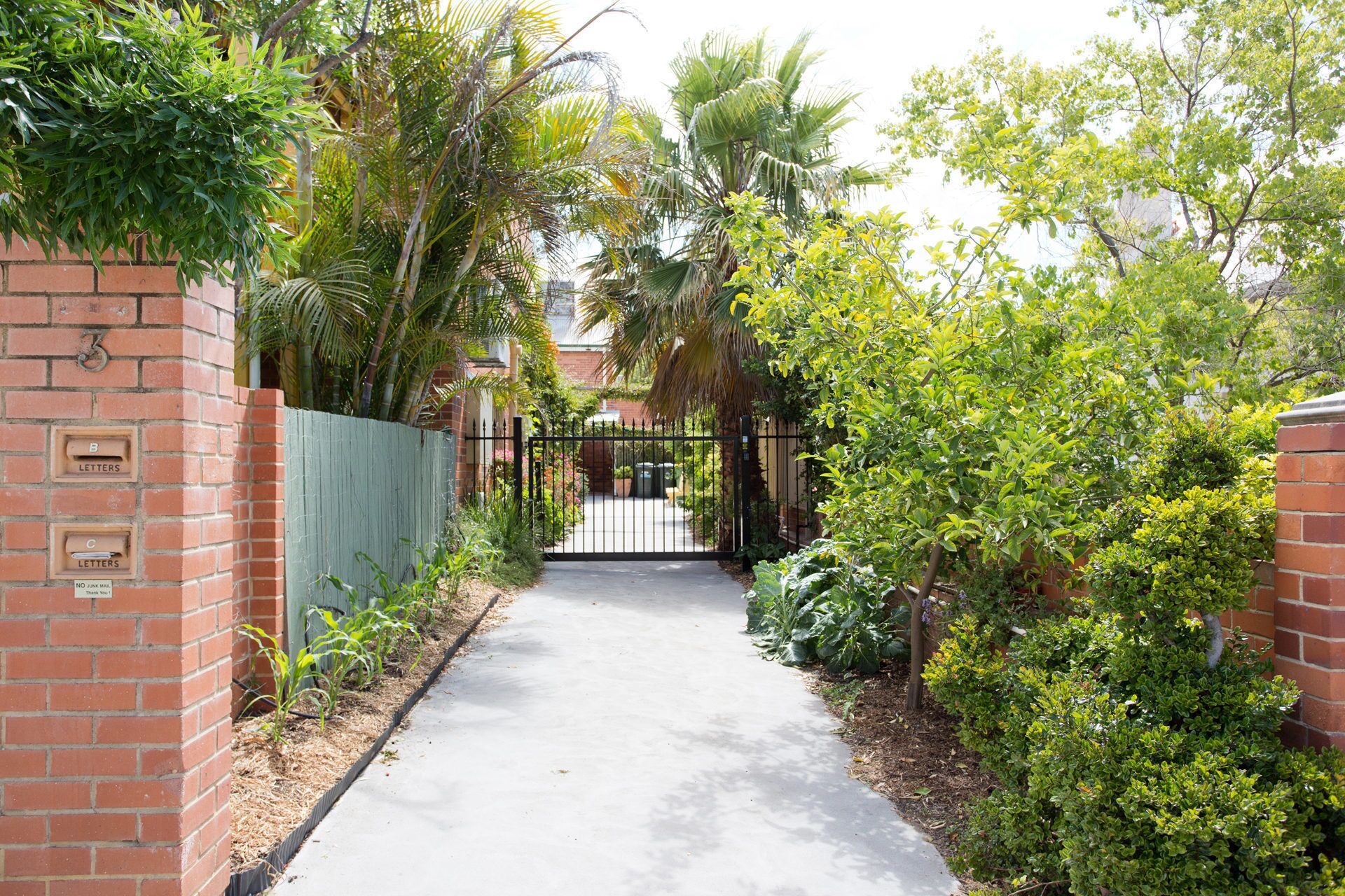 Monument Hill Townhouse - Fremantle