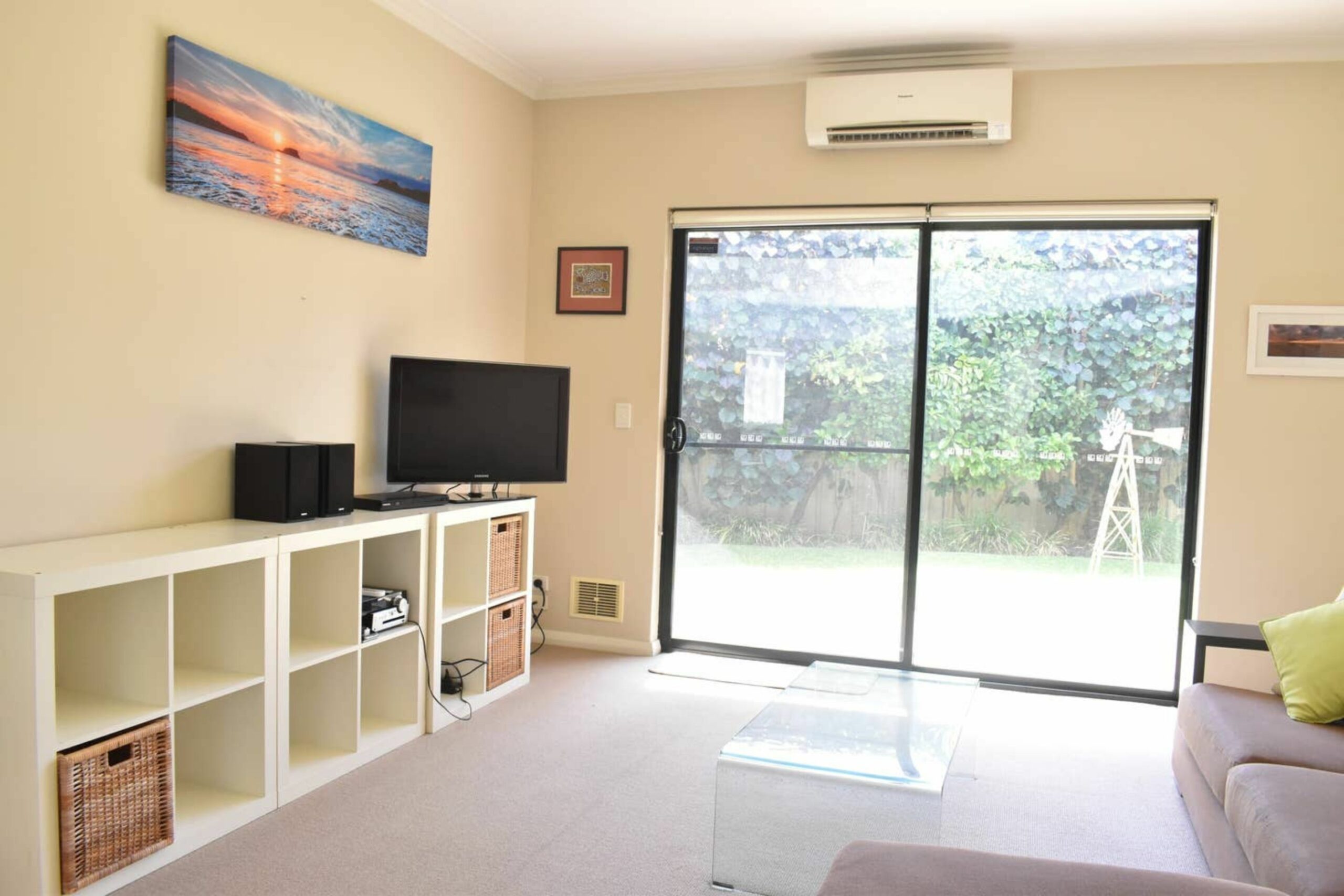 Comfortable 2 Bedroom Unit With Garden