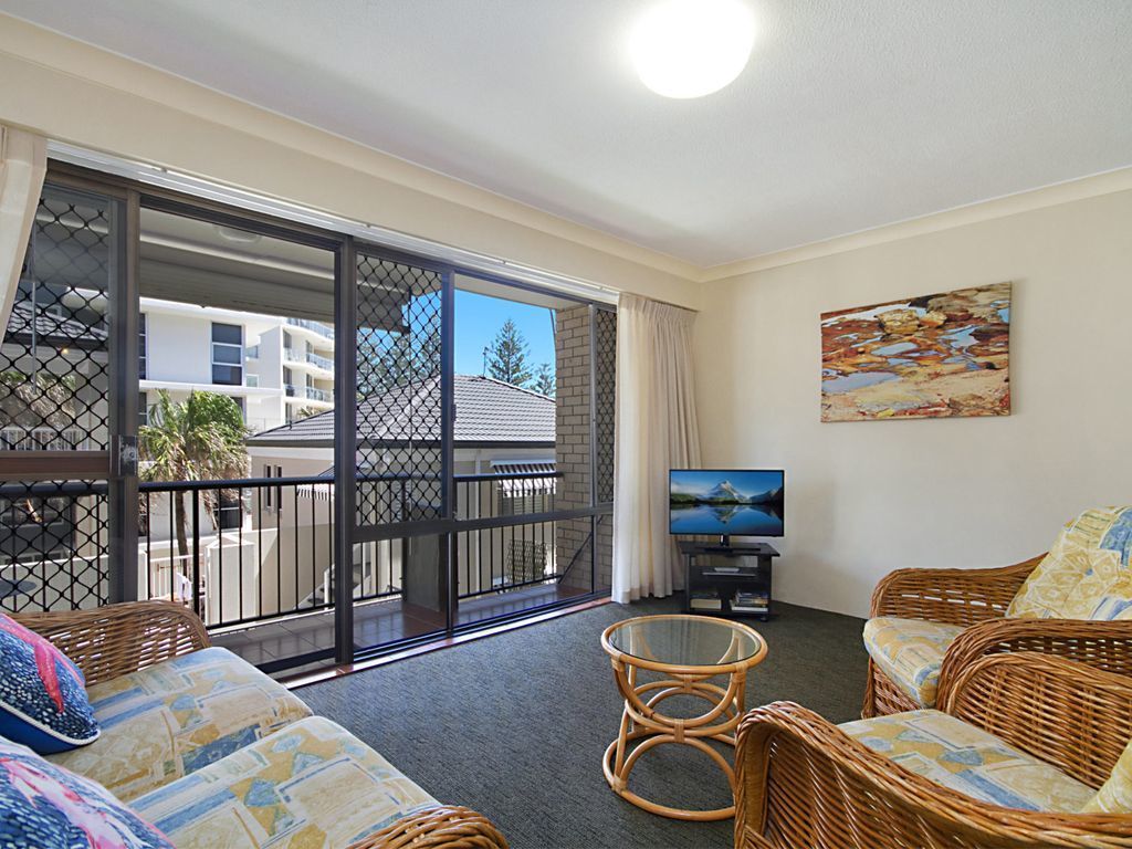 Cobden Court Unit 5 Awesome location walking distance to Rainbow Bay and Snapper Beaches