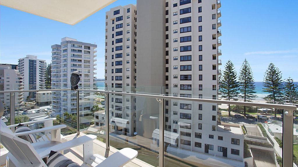 10 Maili Luxury SUB Penthouse - Rainbow BAY Retreat - Wi-fi Included