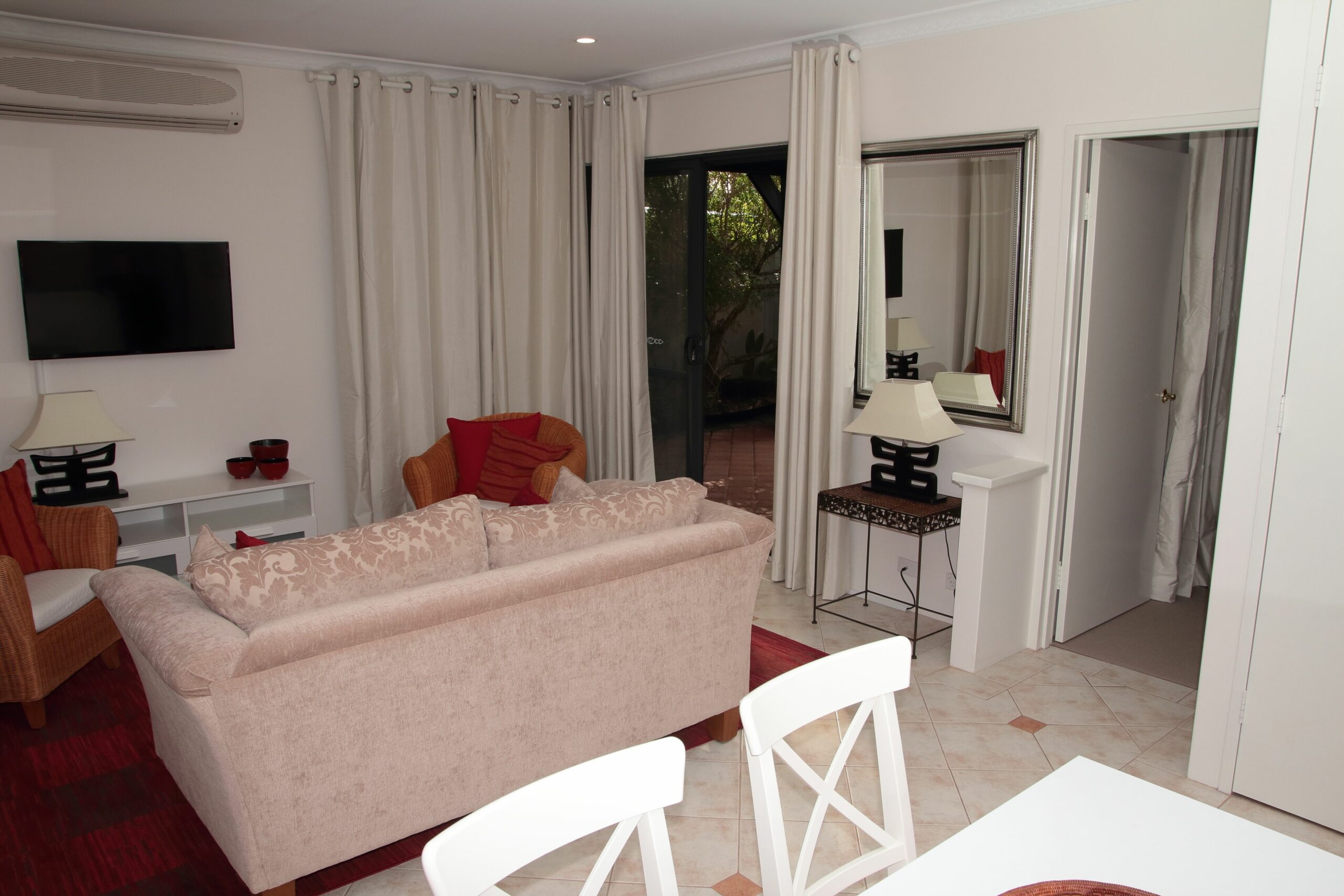 Azalea Villa - Close to the City of Perth