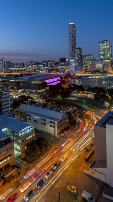 Elegant Water Front Apartment+parking@south Bank