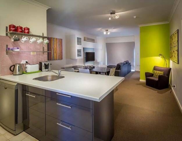 East Perth Superb2 BR Riverside Miutes From CBD 1