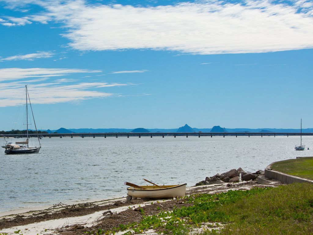 Perfect Position Bribie Beach Across the Road!