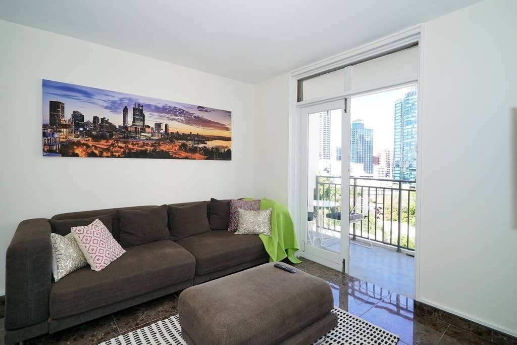 This Apartment is a 1 Bedroom, 1 Bathrooms, Located in West Perth, WA