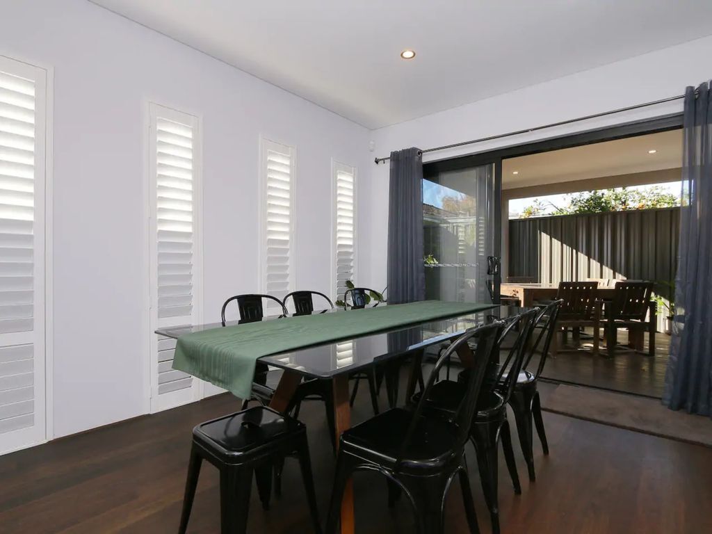 Luxury 4-Bedroom House - Mount Lawley