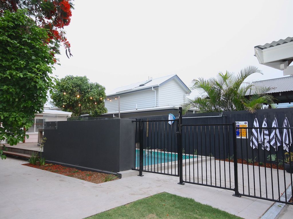 Beach House in the Heart of Byron Bay!