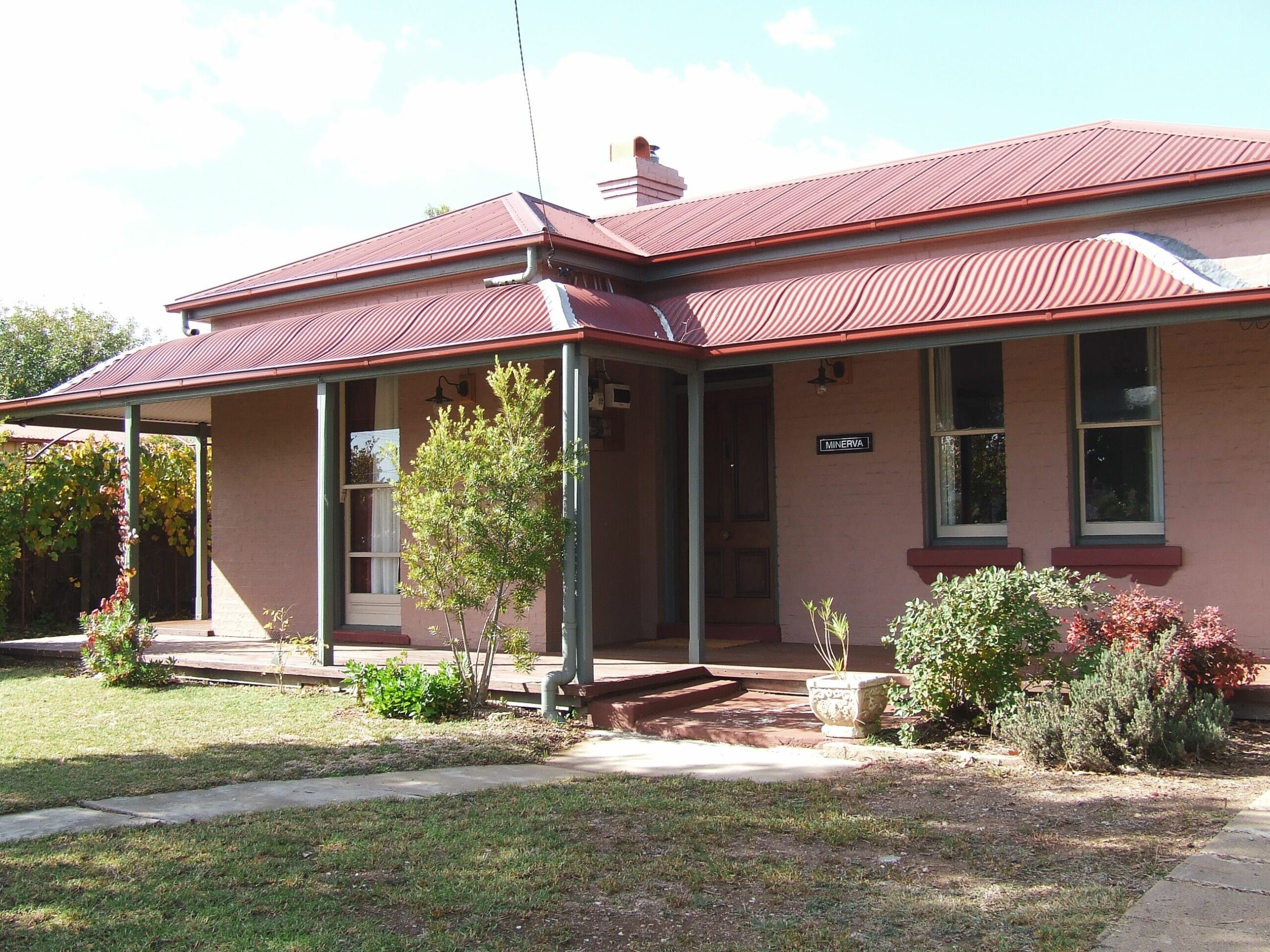 Stylish, timeless classic in the heart of Mudgee