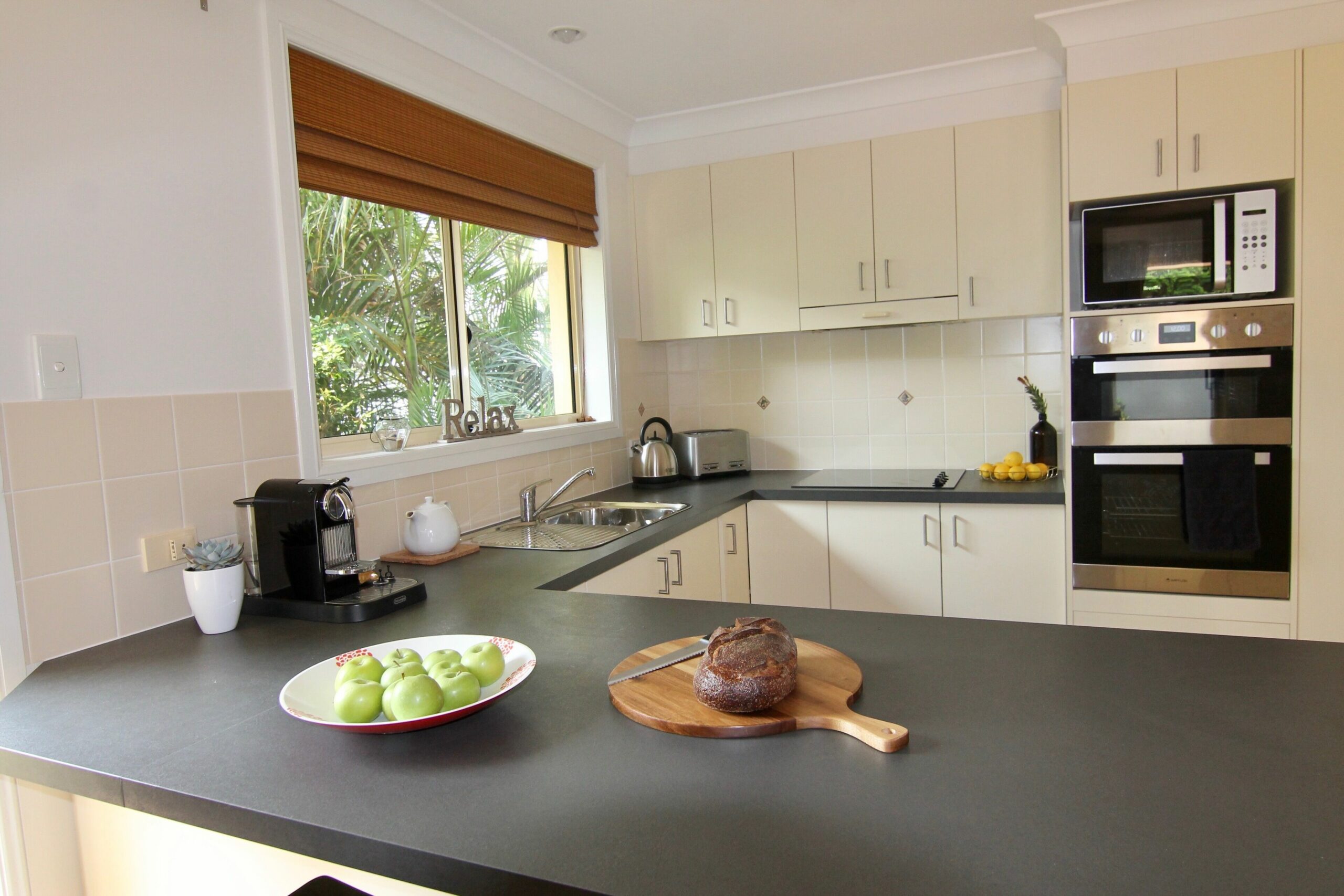 Diggers Beach Hideaway, Coffs Harbour - New Listing! Prime beachside location