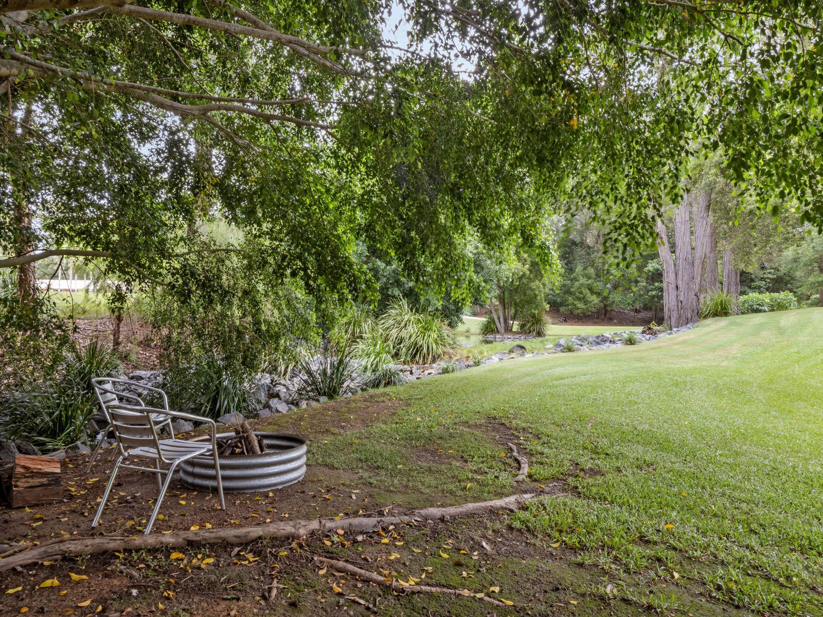 Hiddleston Retreat - Moonee Beach, NSW