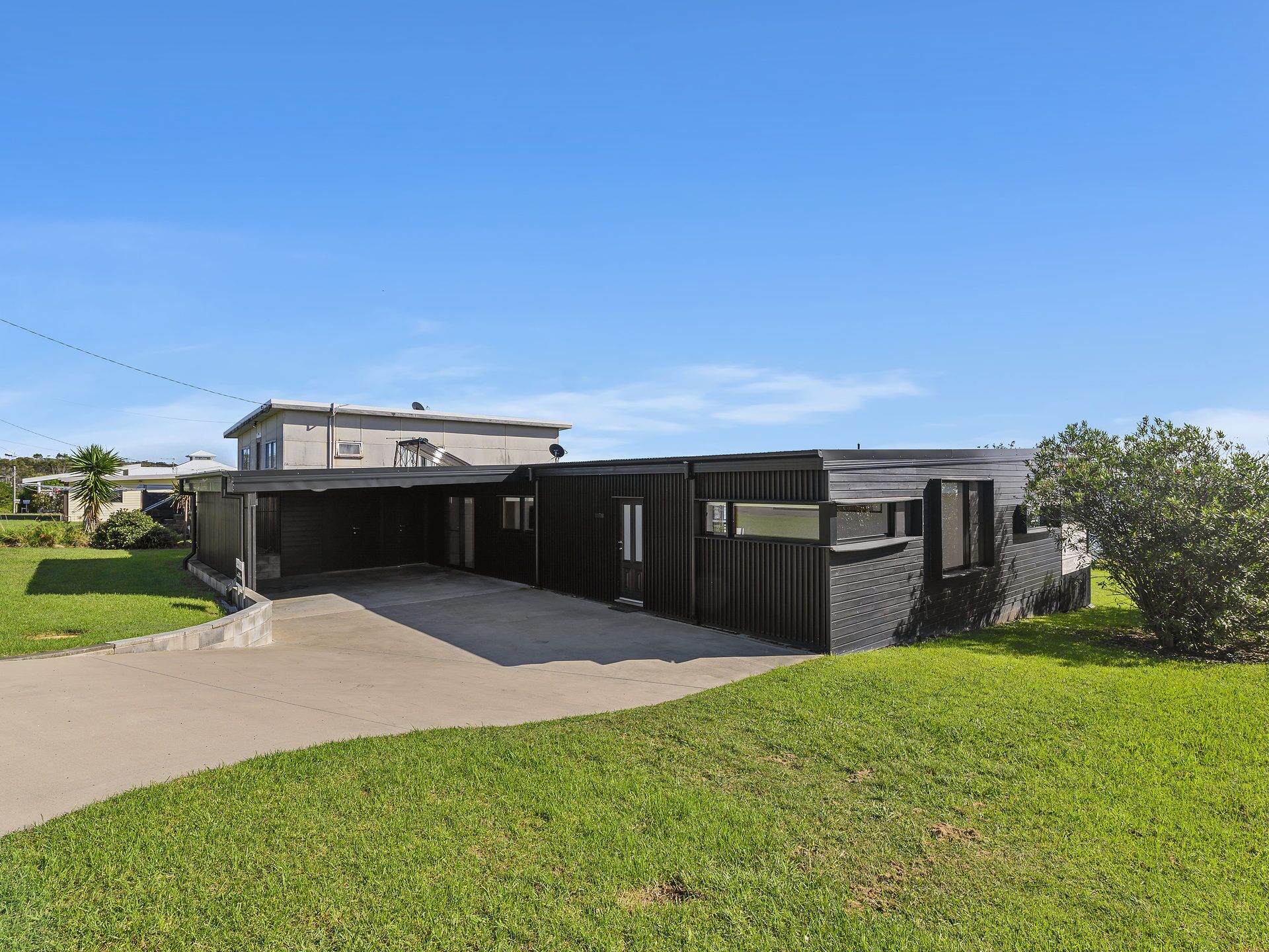 The Black House - Arrawarra Headland, NSW