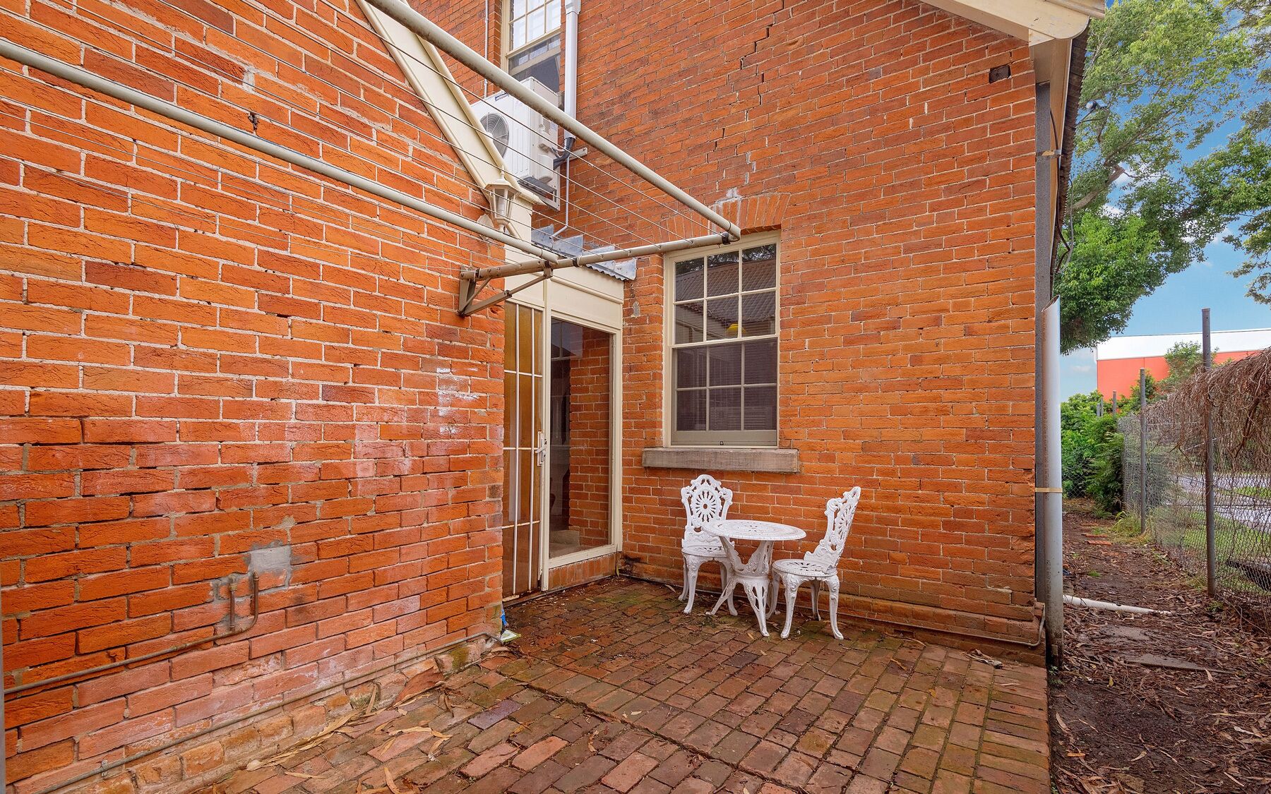 "eliza" Victorian Red Brick Duplex Built 1845