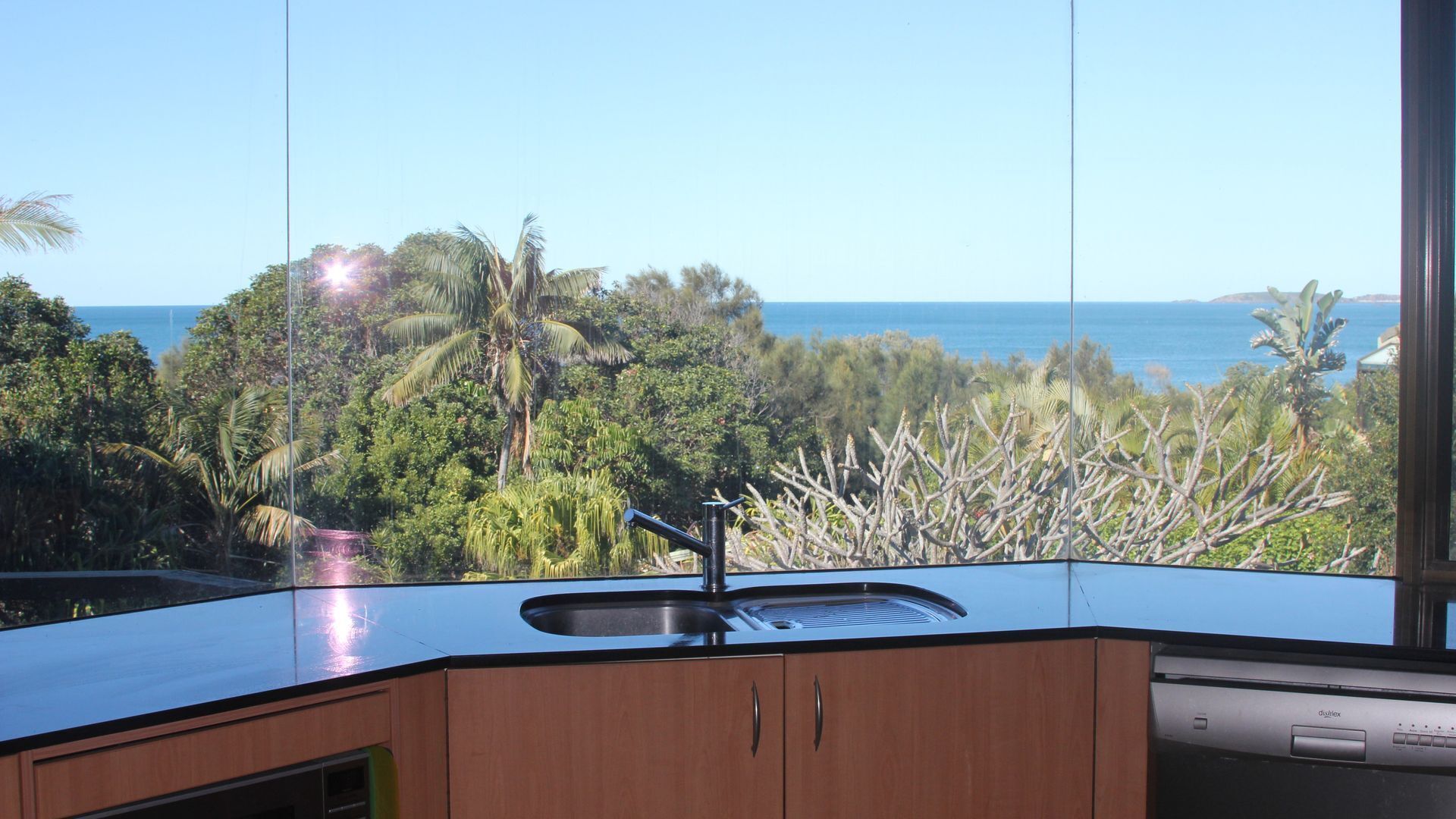 Warrawee House on the Beach