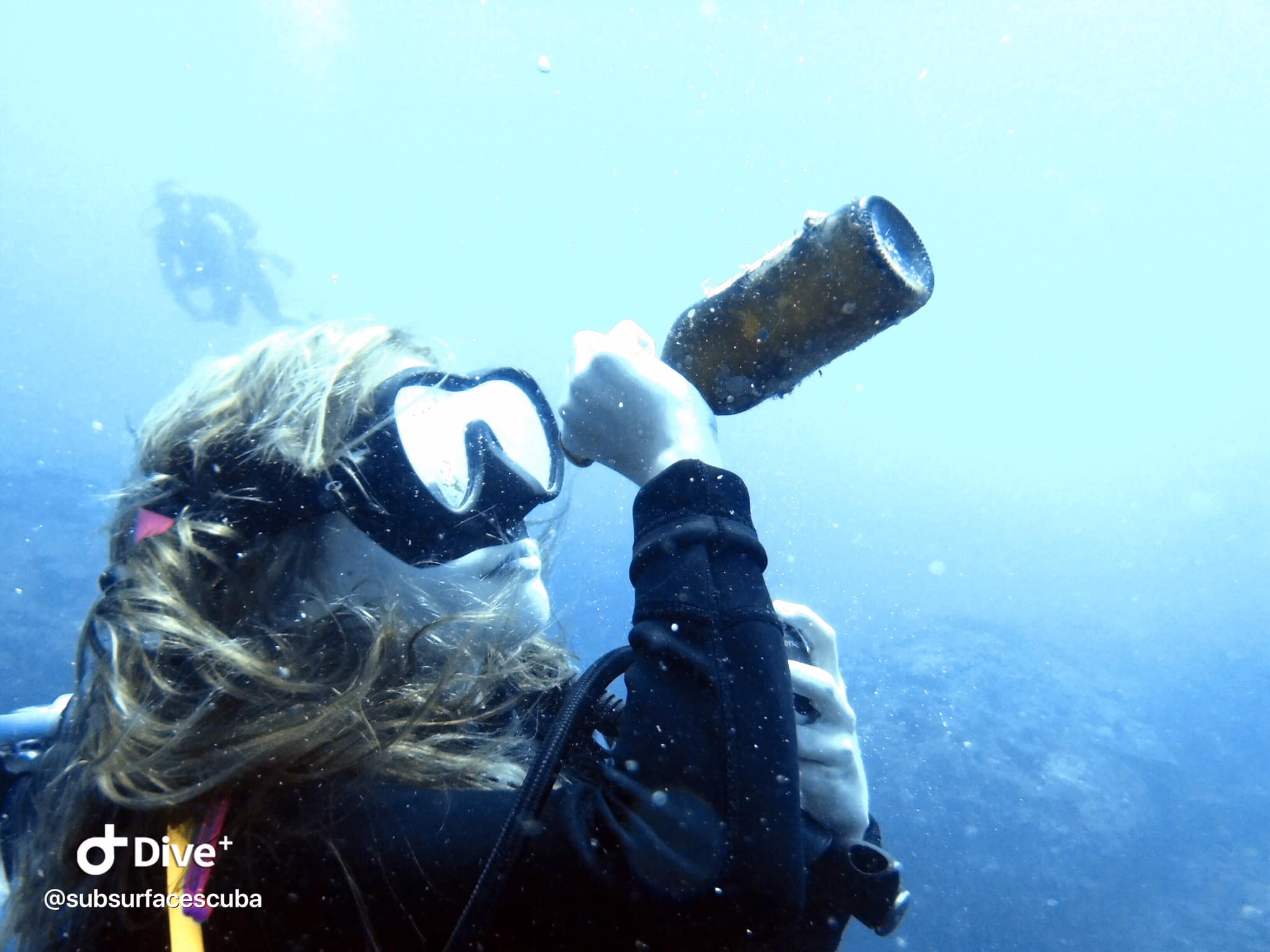 Reef Clean Team Members Dive